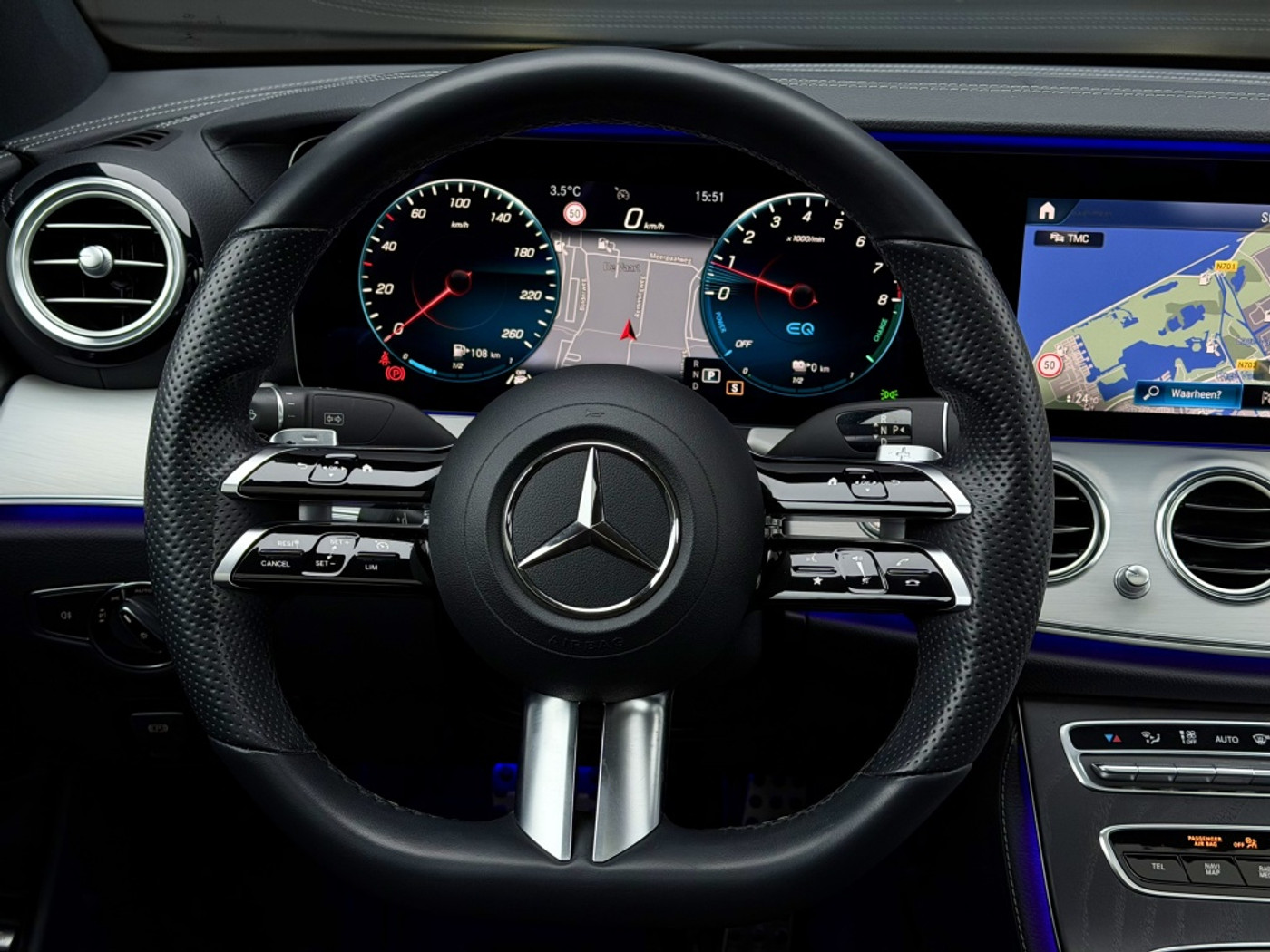 Foto van Mercedes-Benz E 300 E
