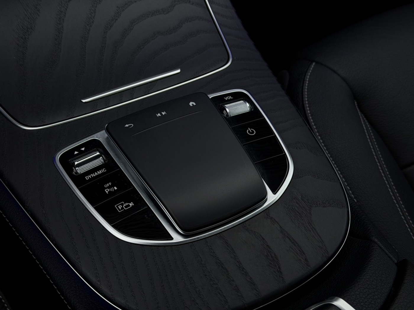 Foto van Mercedes-Benz E 300 E