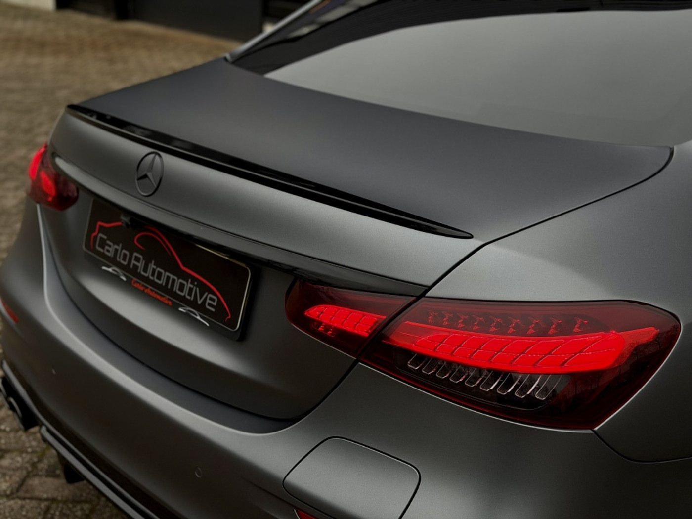 Foto van Mercedes-Benz E 300 E