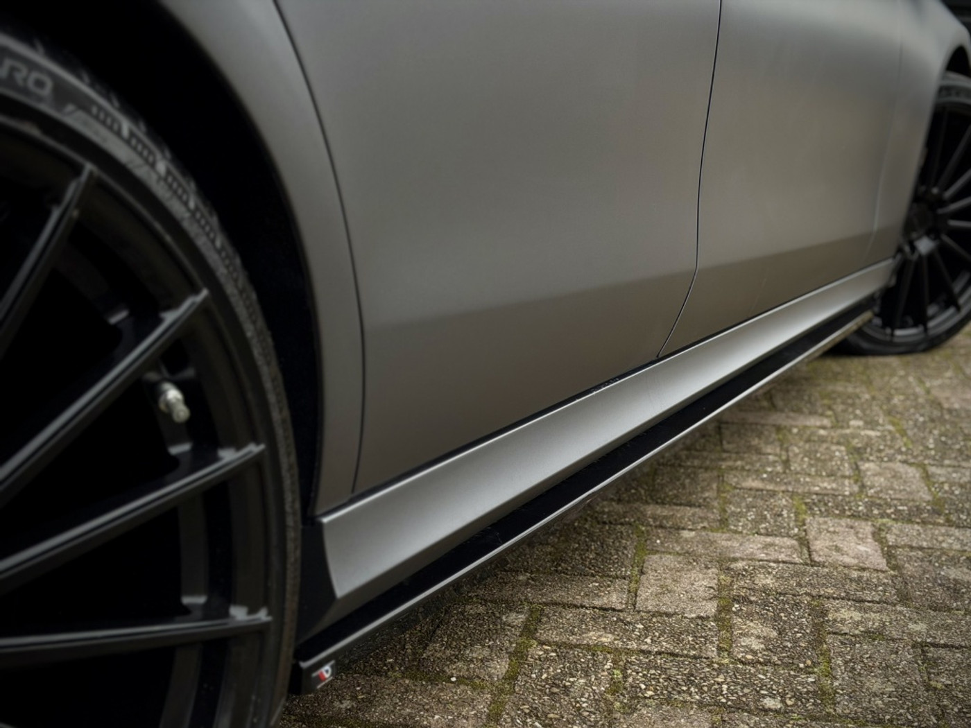 Foto van Mercedes-Benz E 300 E