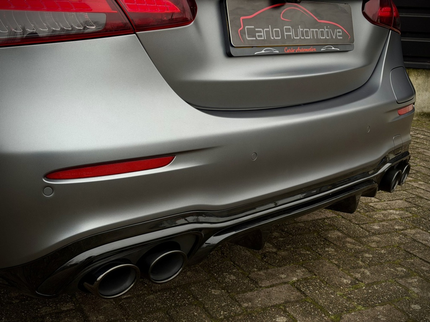 Foto van Mercedes-Benz E 300 E