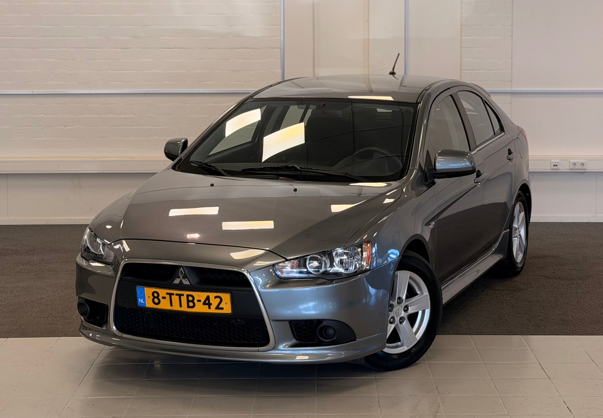 Foto van Mitsubishi Mitsubishi Lancer