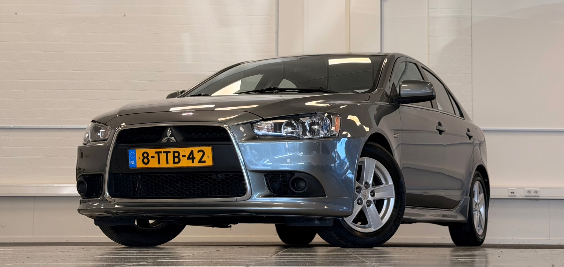 Foto van Mitsubishi Mitsubishi Lancer