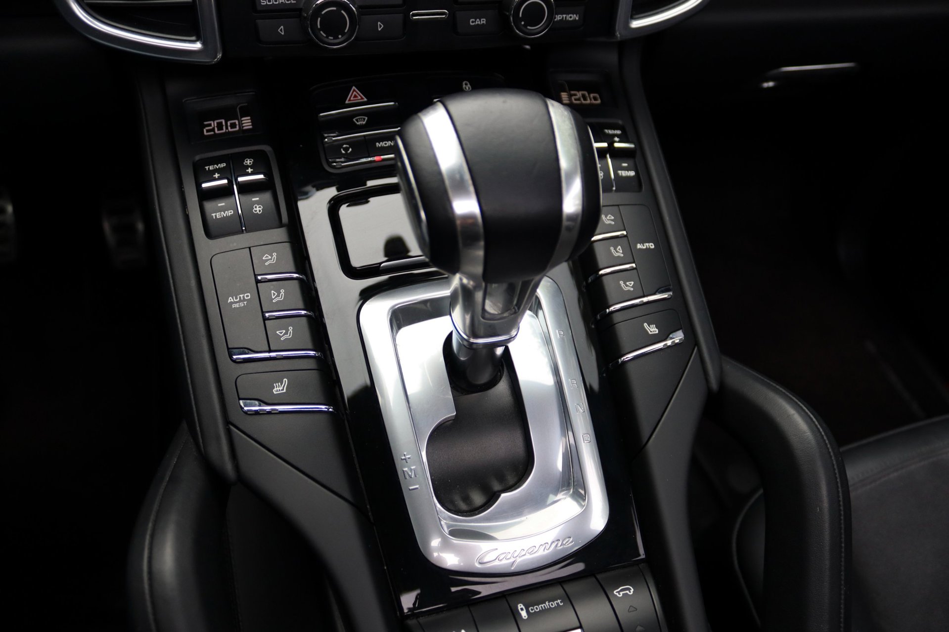 Foto van Porsche Cayenne GTS