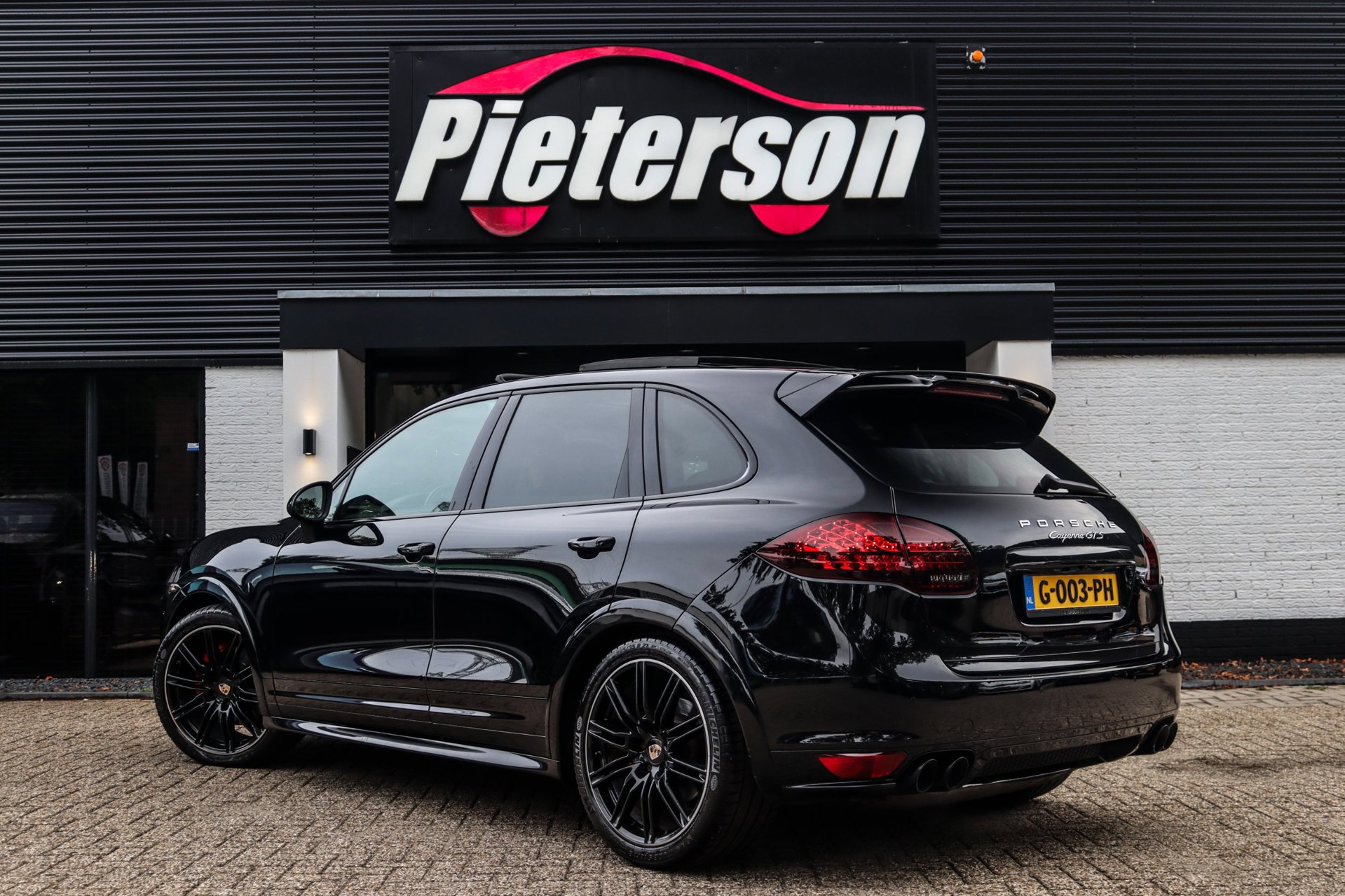 Foto van Porsche Cayenne GTS