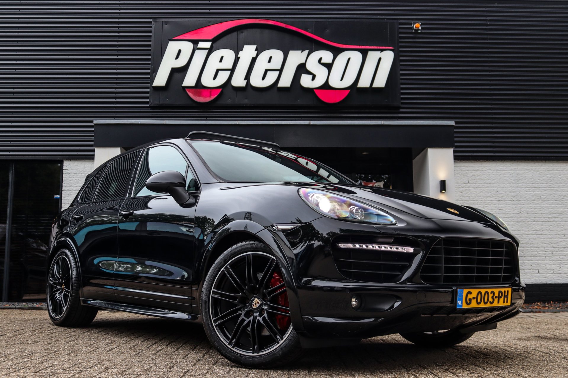 Foto van Porsche Cayenne GTS