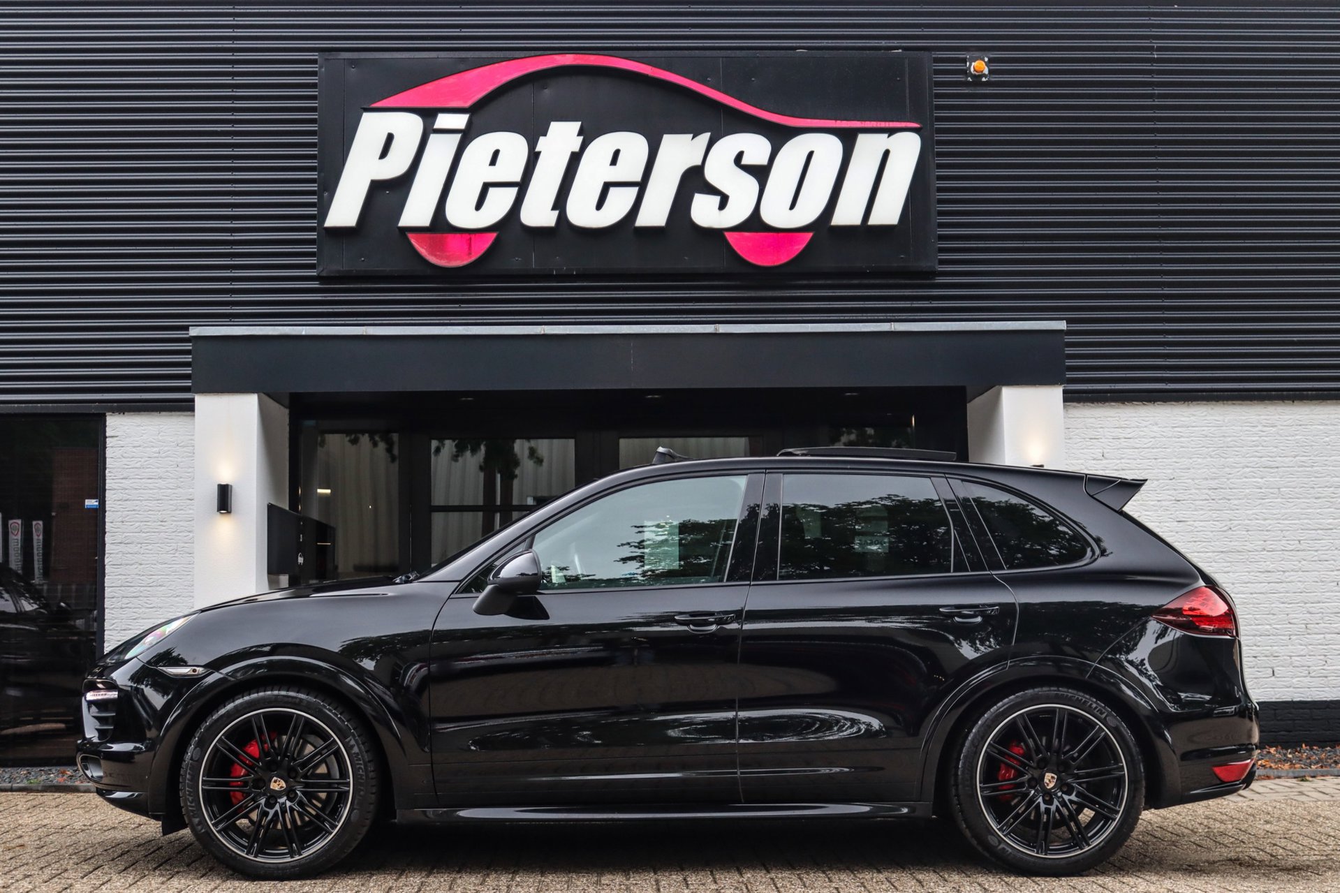 Foto van Porsche Cayenne GTS