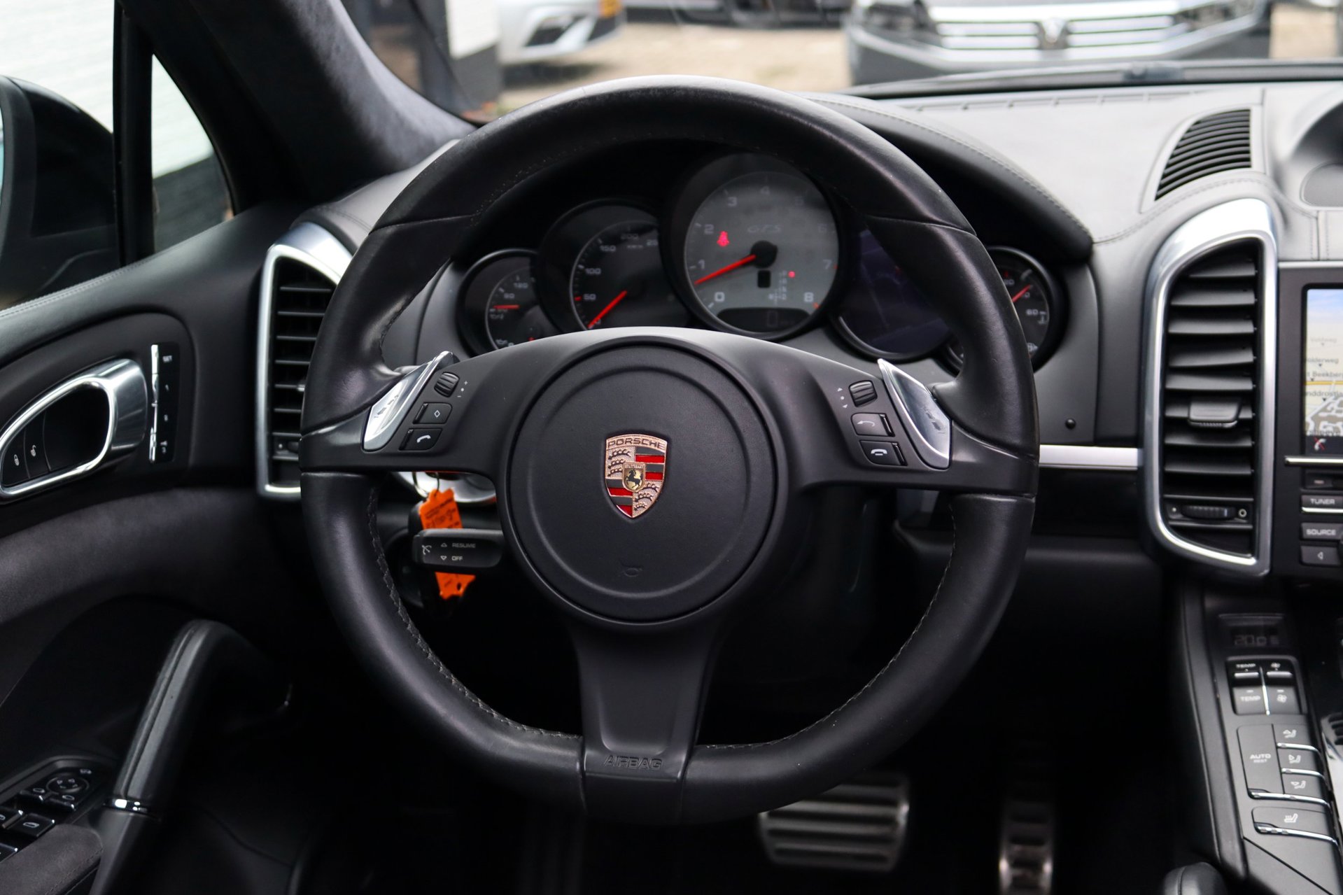 Foto van Porsche Cayenne GTS