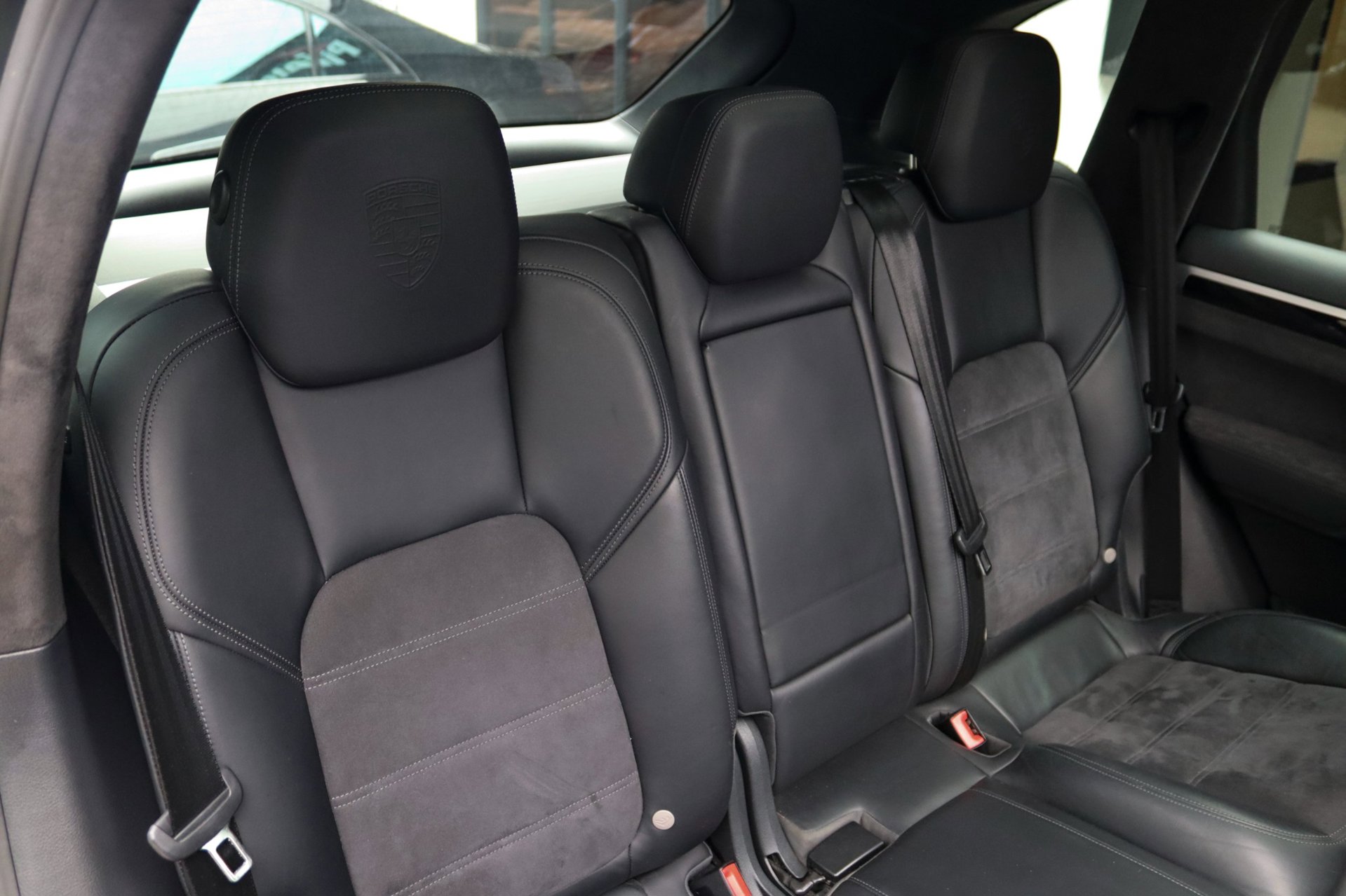 Foto van Porsche Cayenne GTS