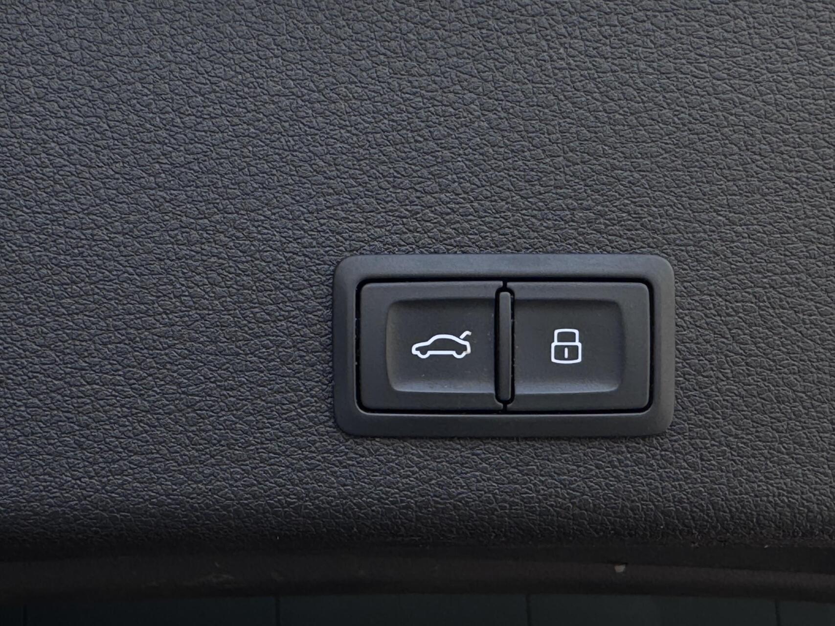 Foto van Audi Audi E-tron