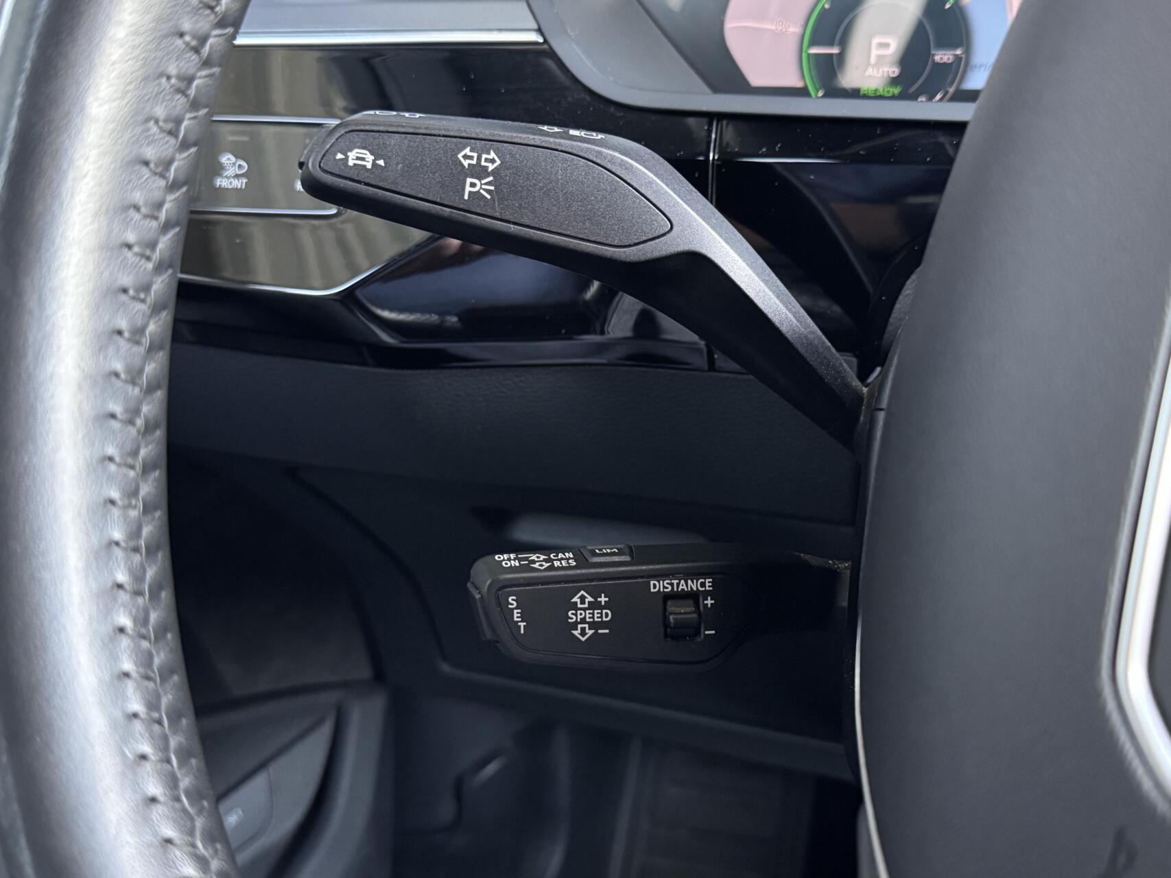 Foto van Audi Audi E-tron