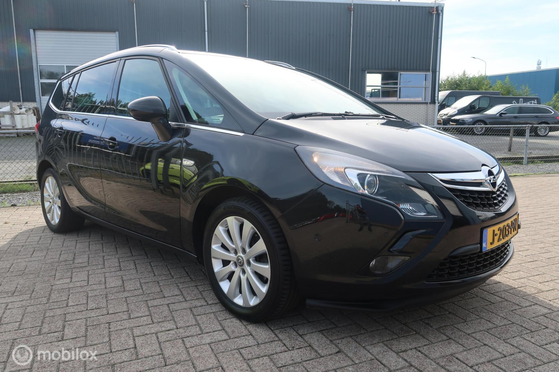 Foto van Opel Zafira Tourer