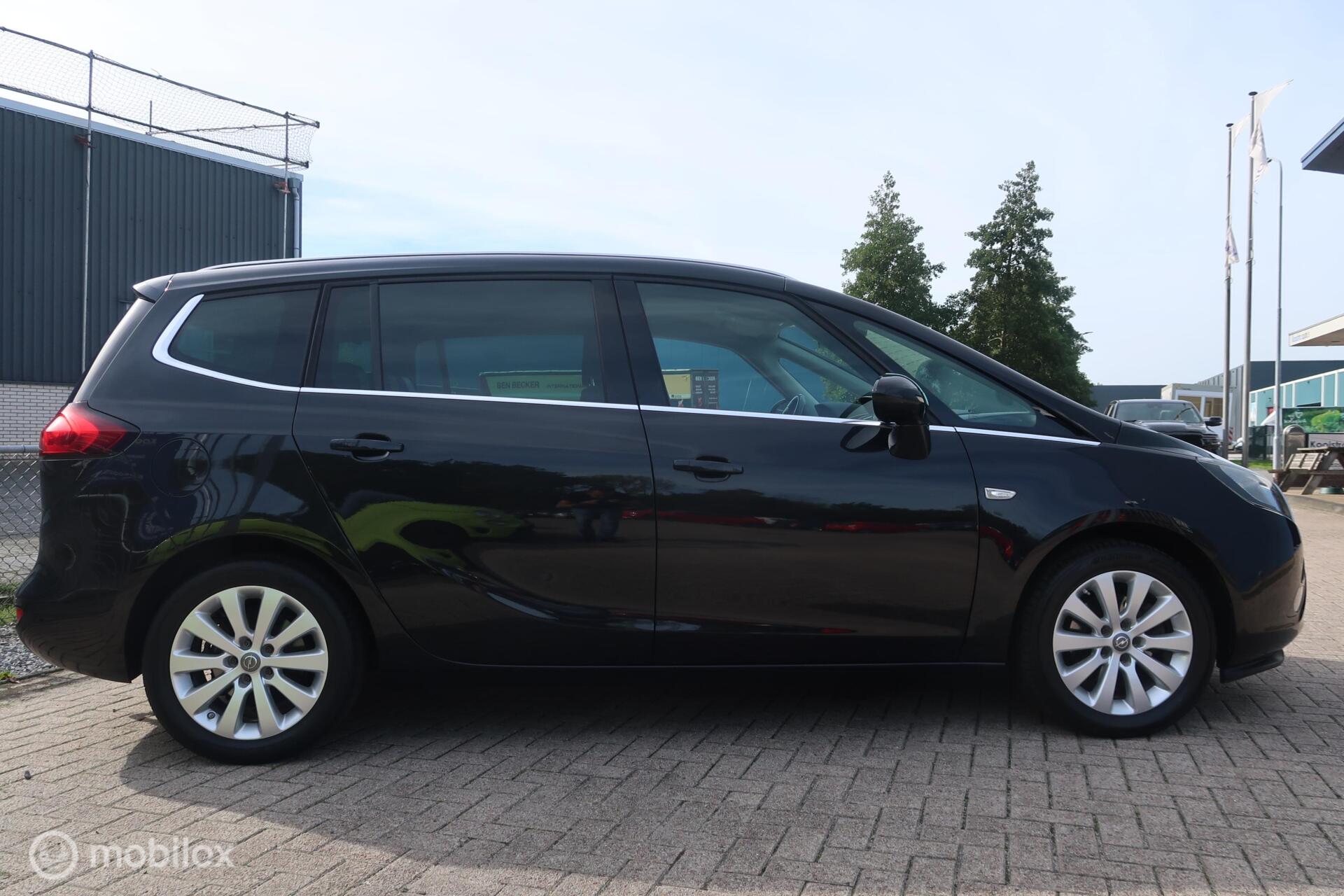 Foto van Opel Zafira Tourer