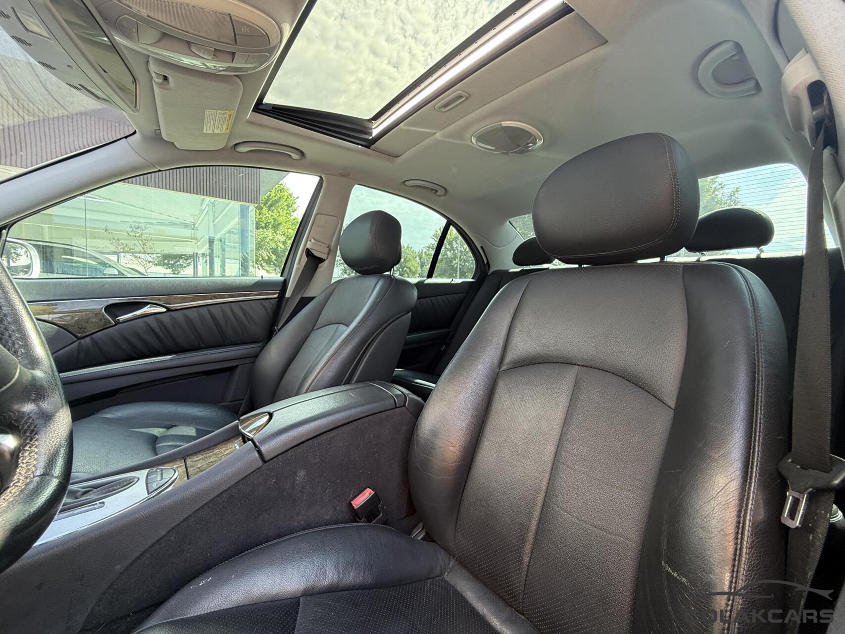Foto van Mercedes-Benz E 350