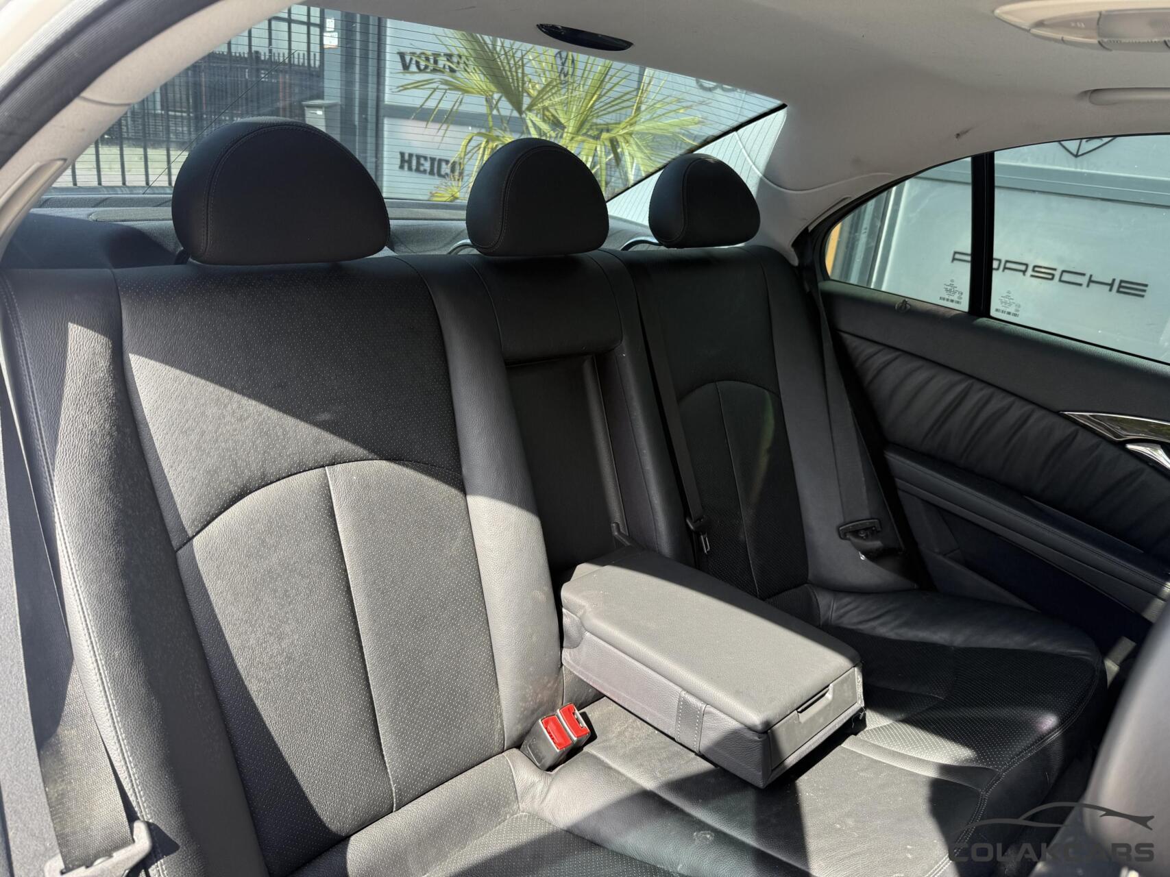 Foto van Mercedes-Benz E 350