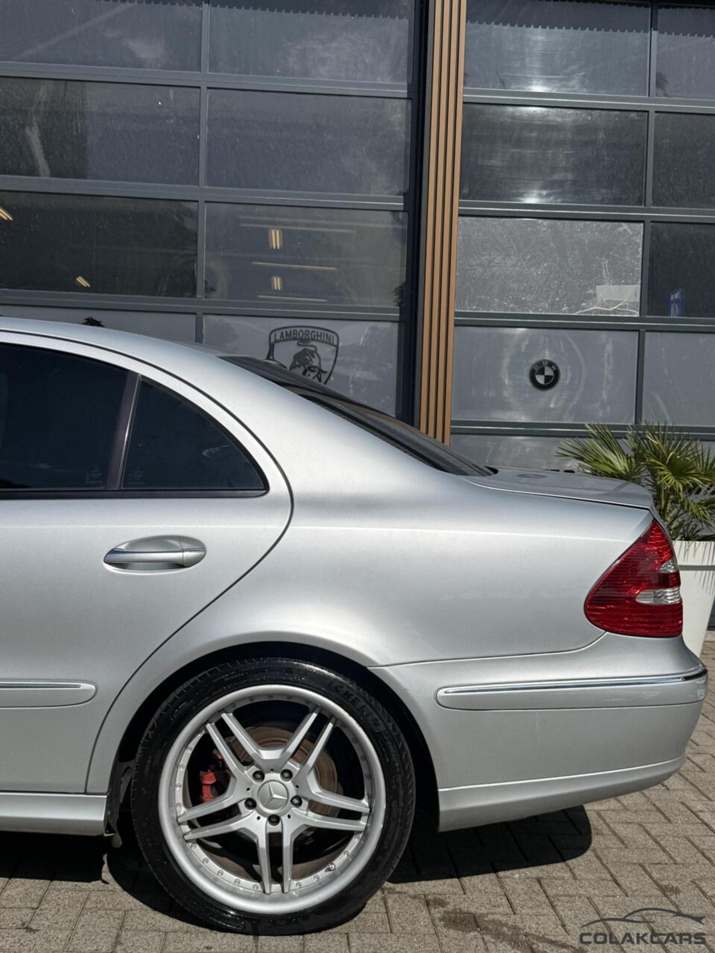 Foto van Mercedes-Benz E 350
