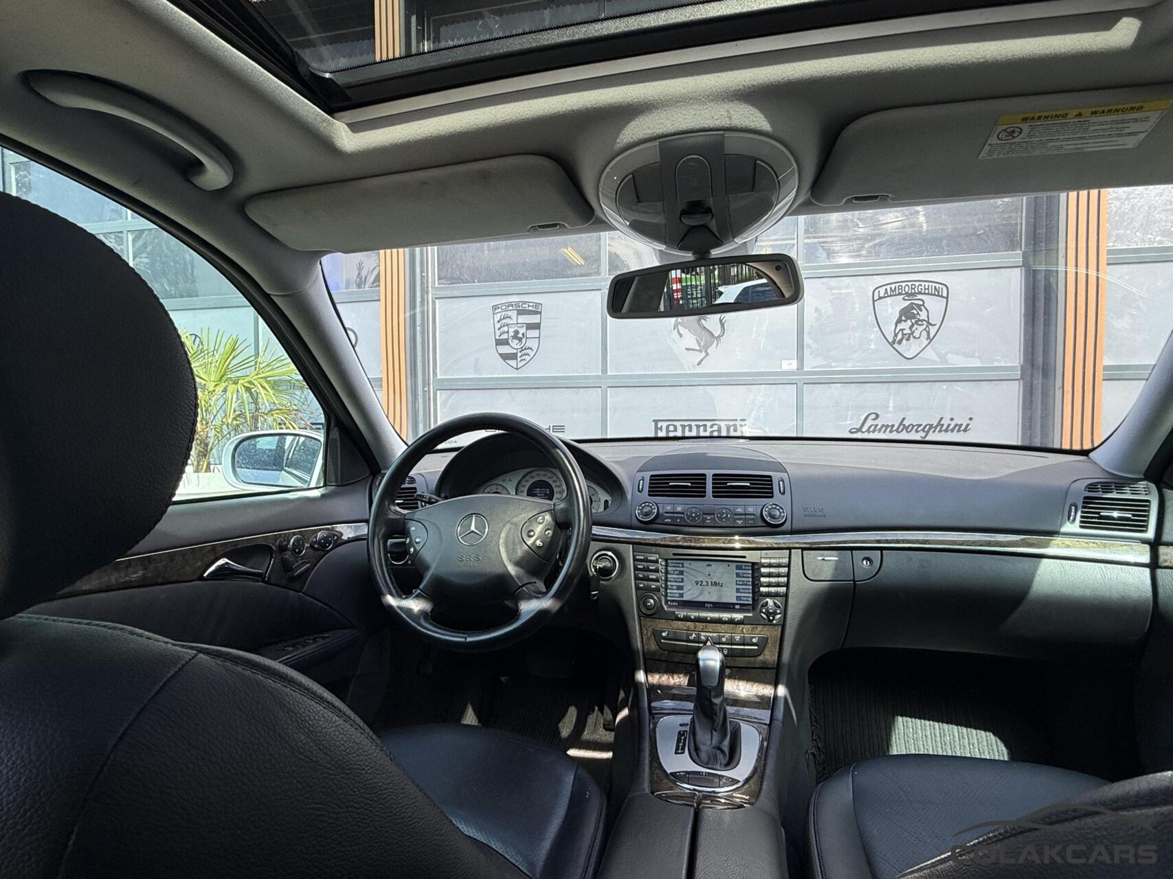 Foto van Mercedes-Benz E 350