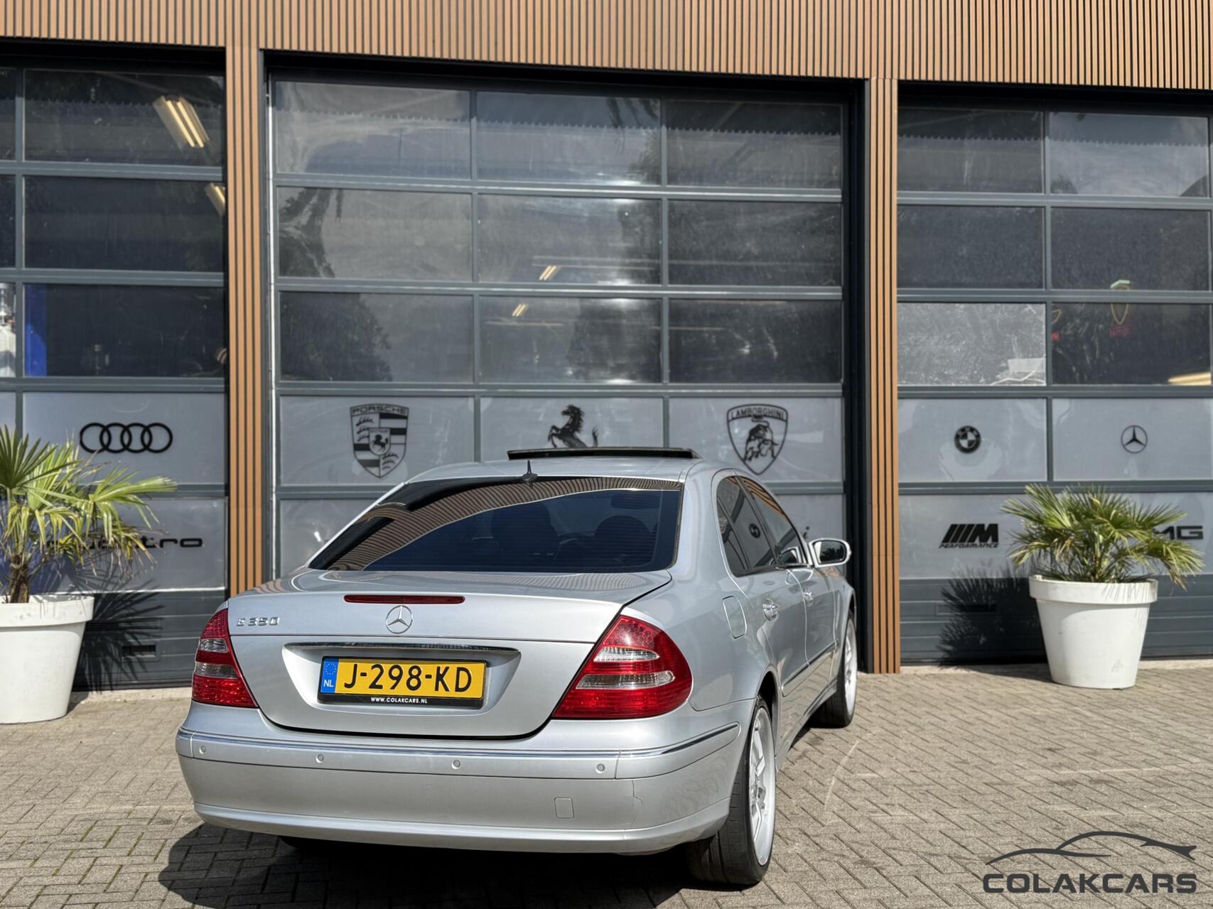 Foto van Mercedes-Benz E 350