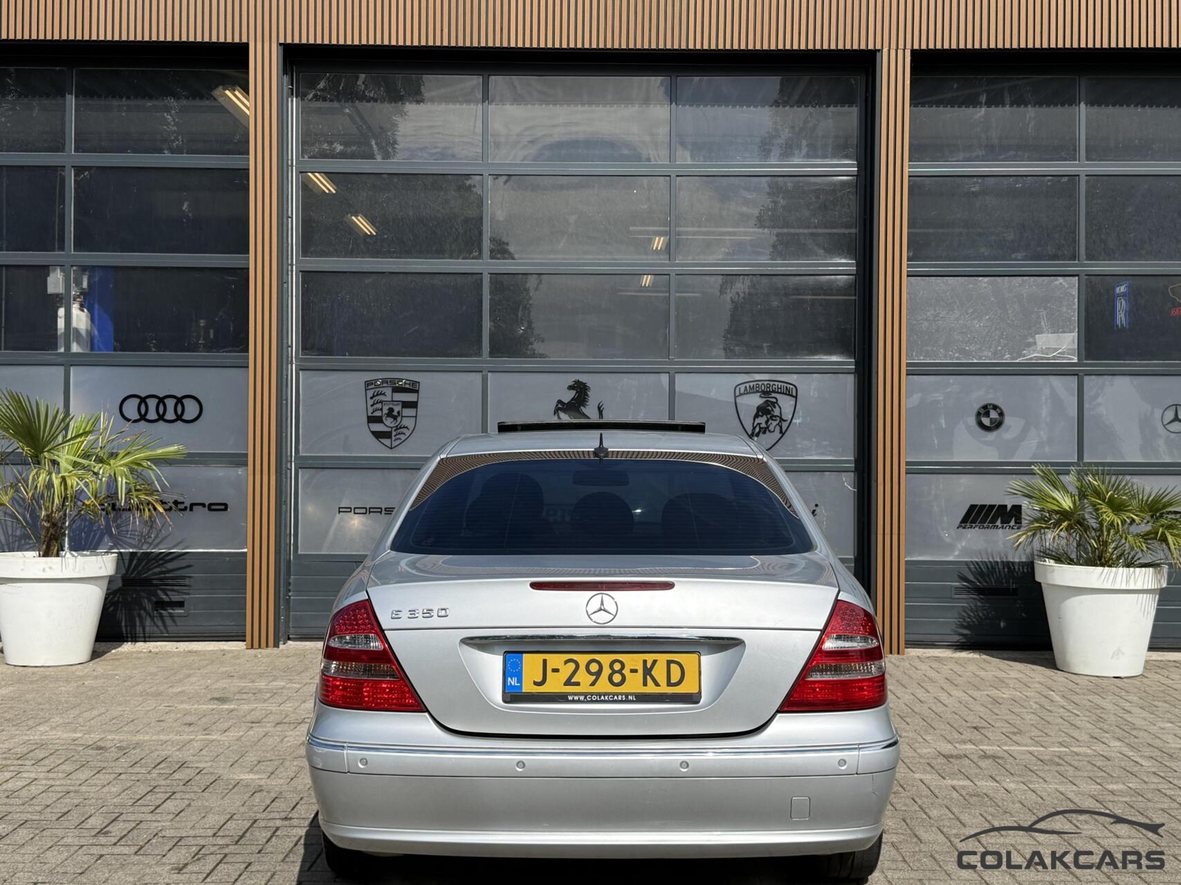 Foto van Mercedes-Benz E 350