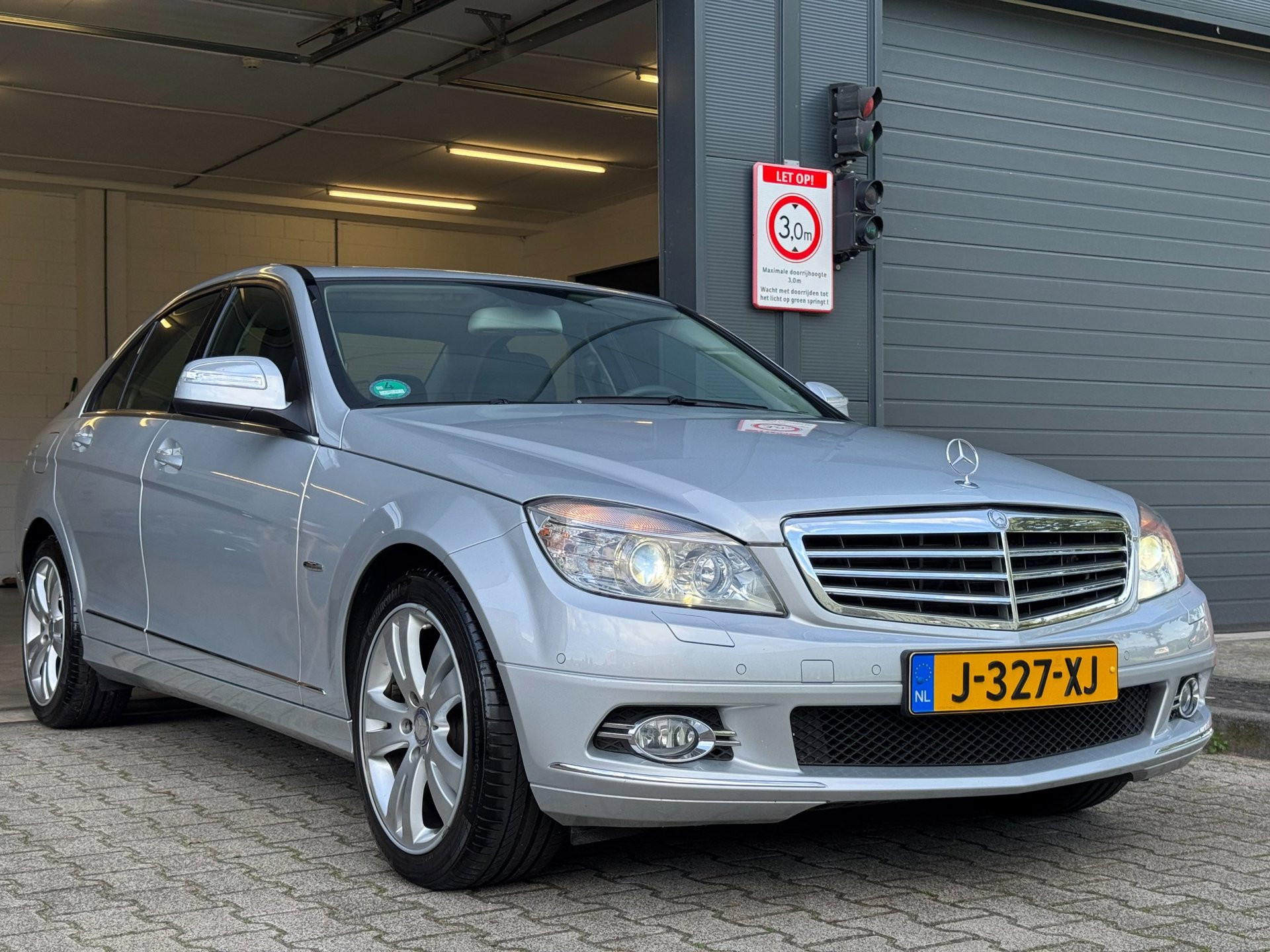 Foto van Mercedes-Benz C 200 Kompressor