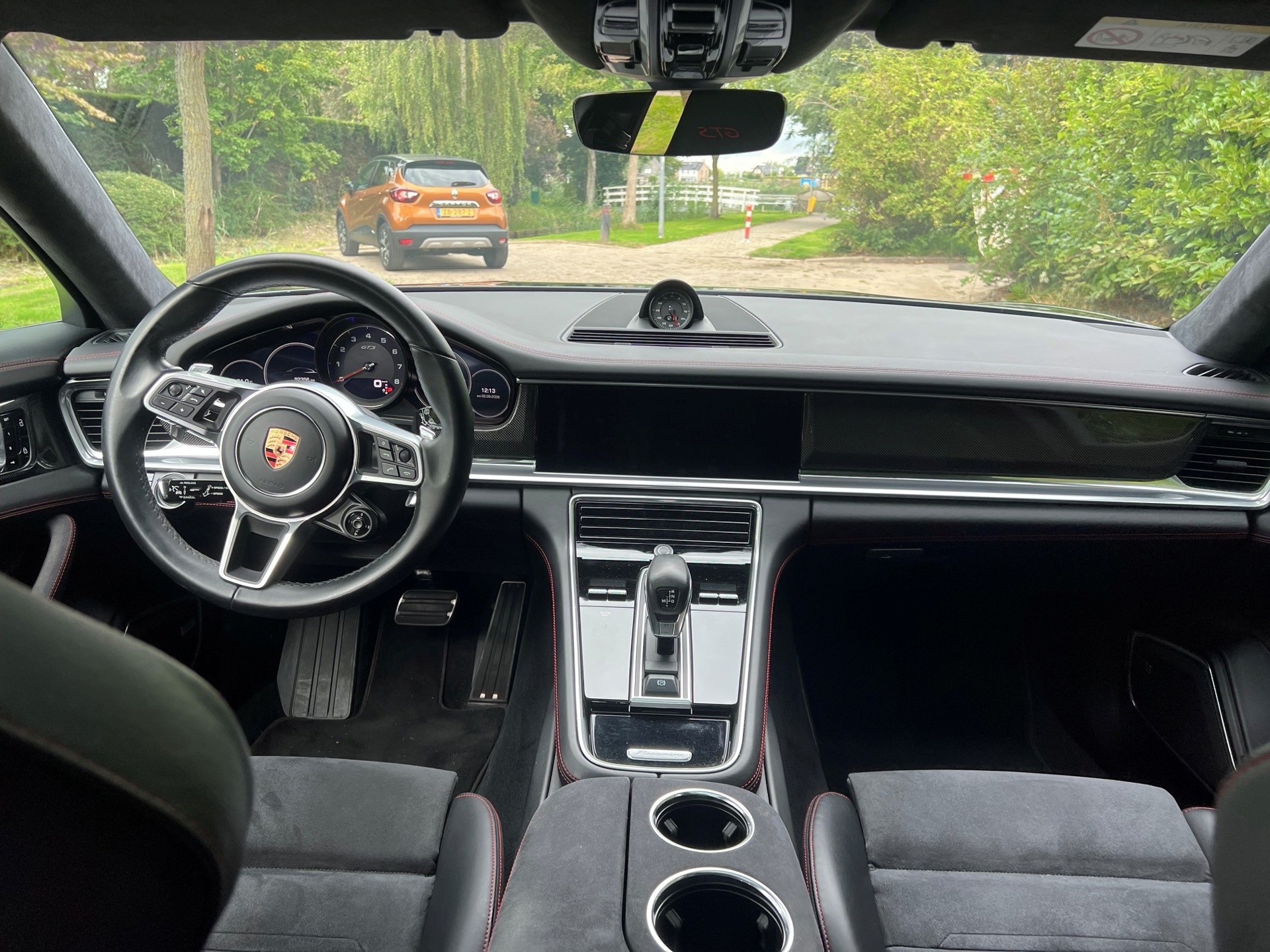 Foto van Porsche Panamera GTS