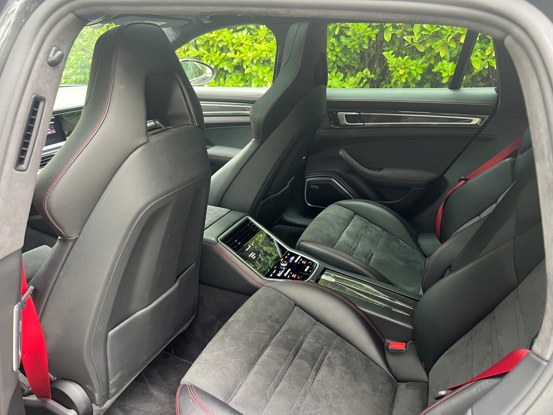 Foto van Porsche Panamera GTS