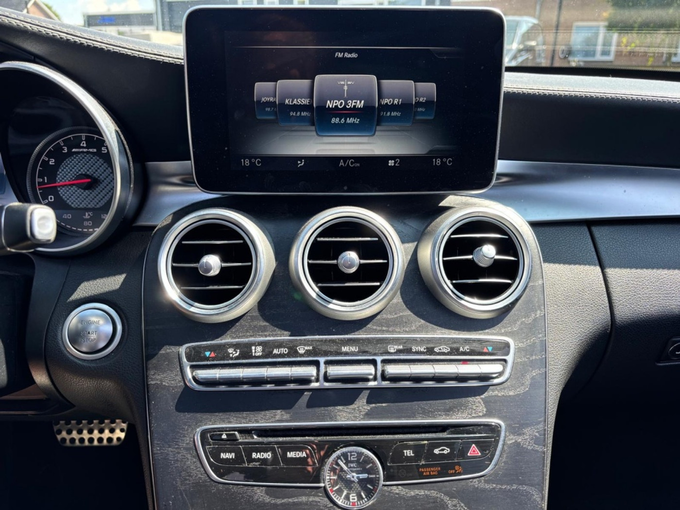 Foto van Mercedes-Benz AMG C 63
