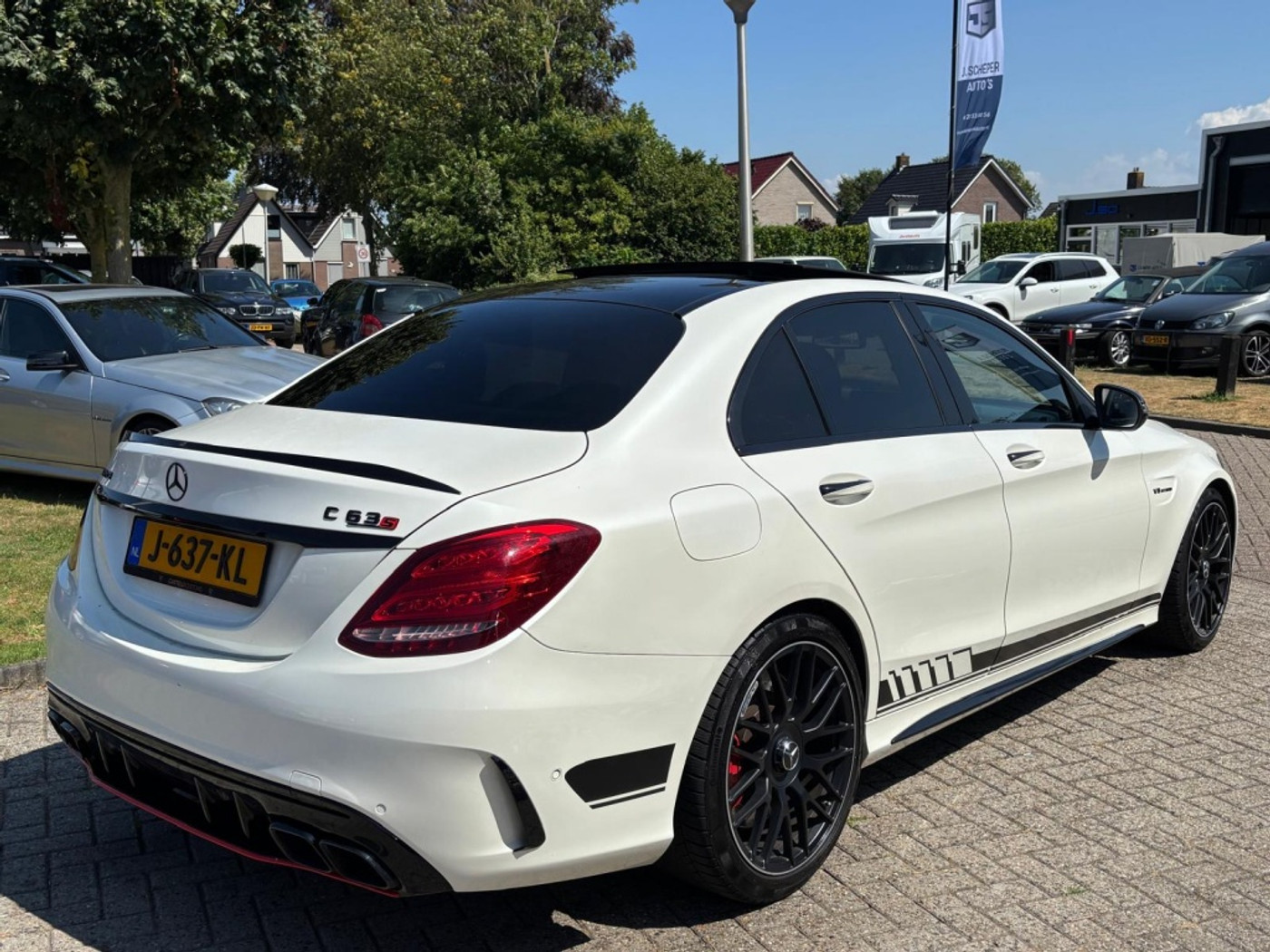 Foto van Mercedes-Benz AMG C 63