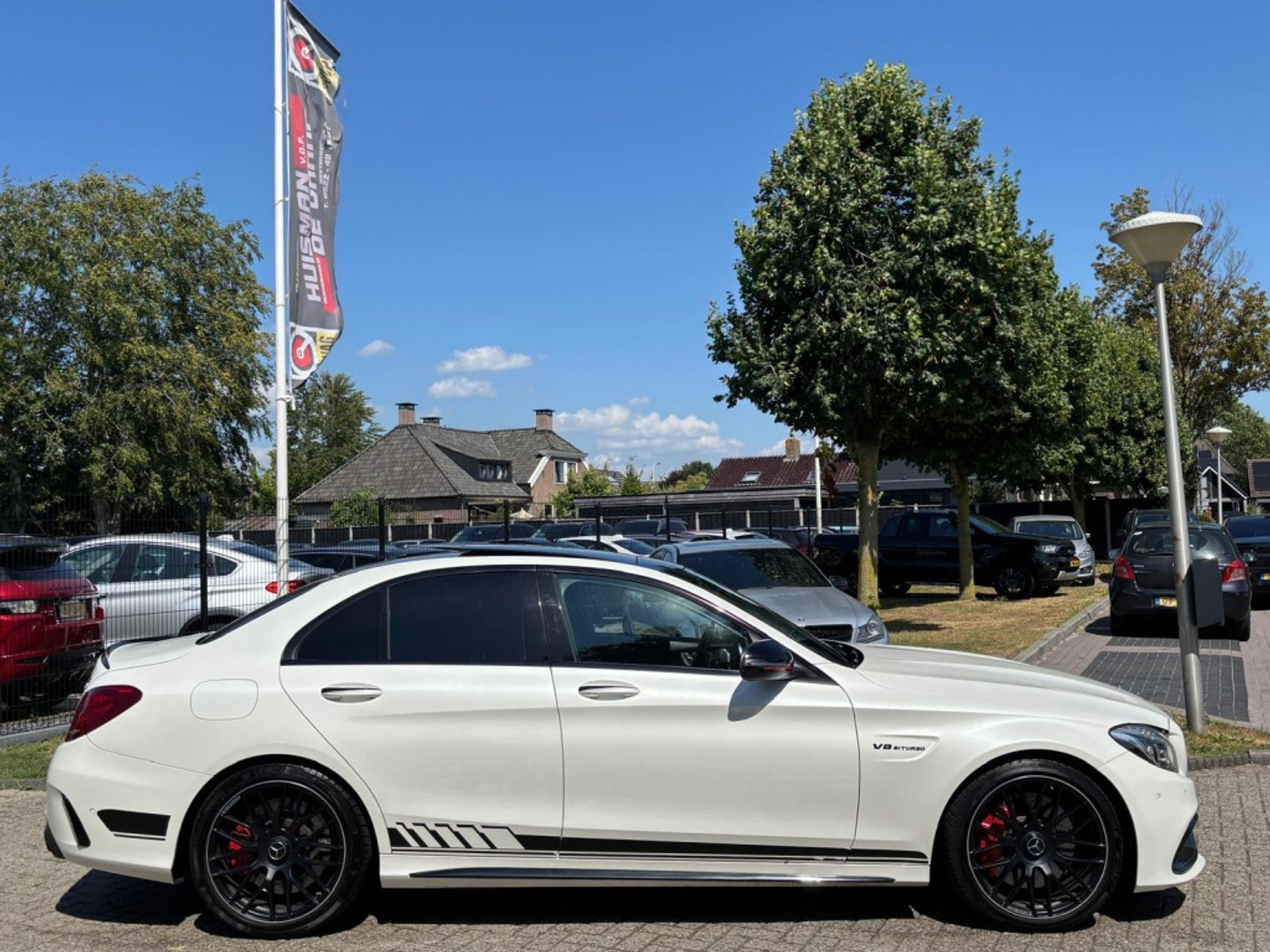 Foto van Mercedes-Benz AMG C 63