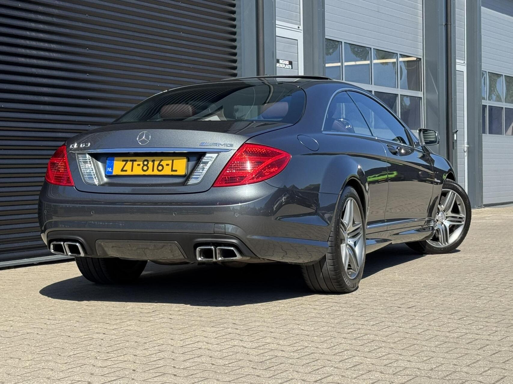 Foto van Mercedes-Benz CL 63 AMG
