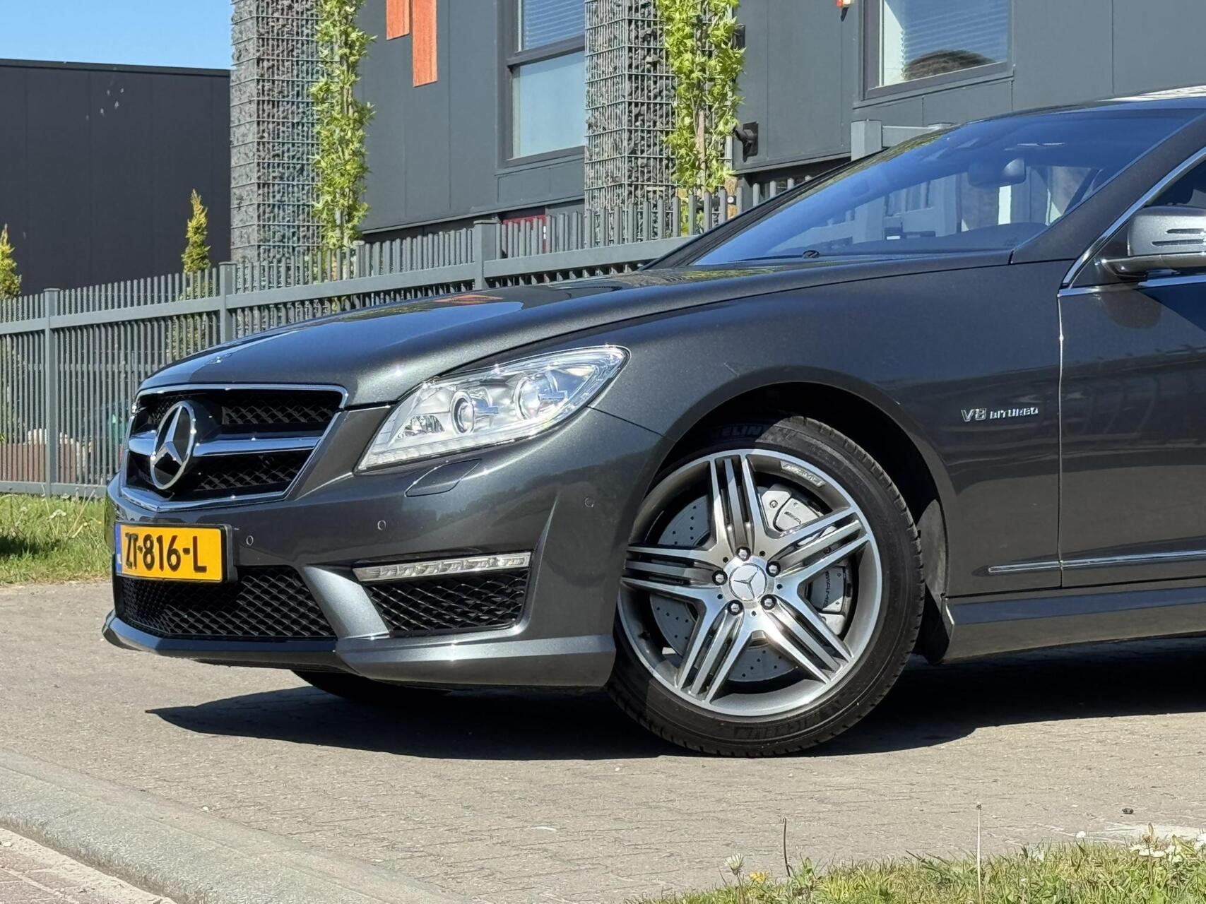 Foto van Mercedes-Benz CL 63 AMG
