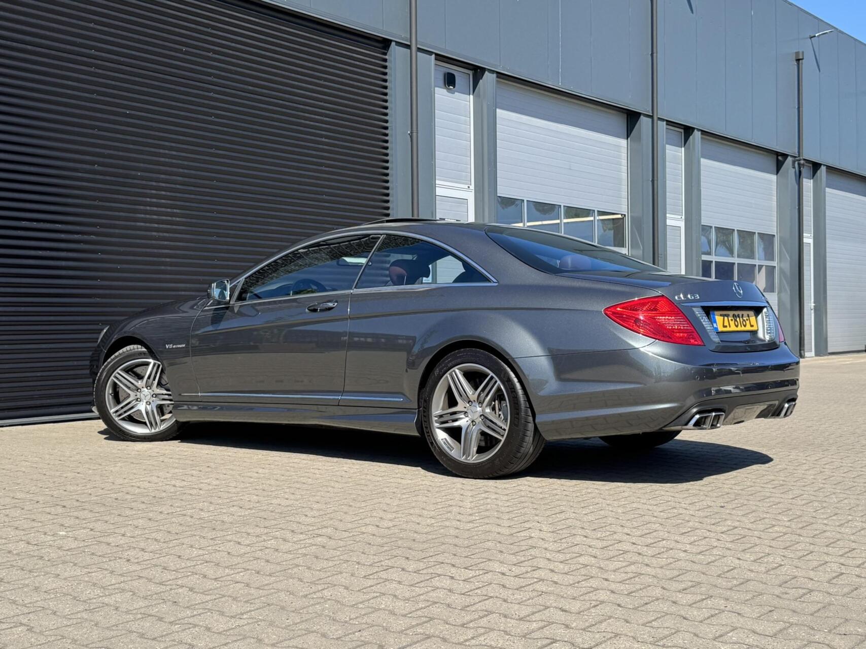 Foto van Mercedes-Benz CL 63 AMG