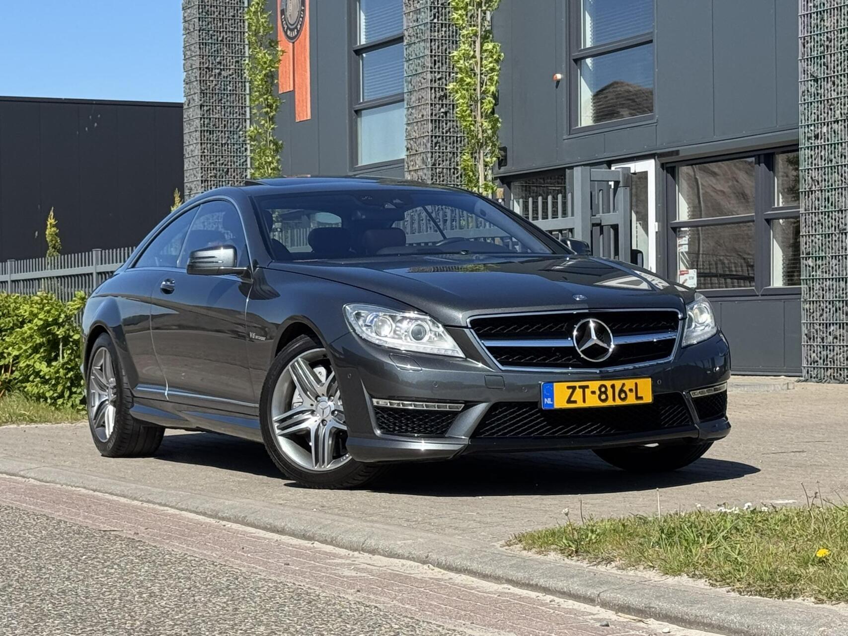 Foto van Mercedes-Benz CL 63 AMG