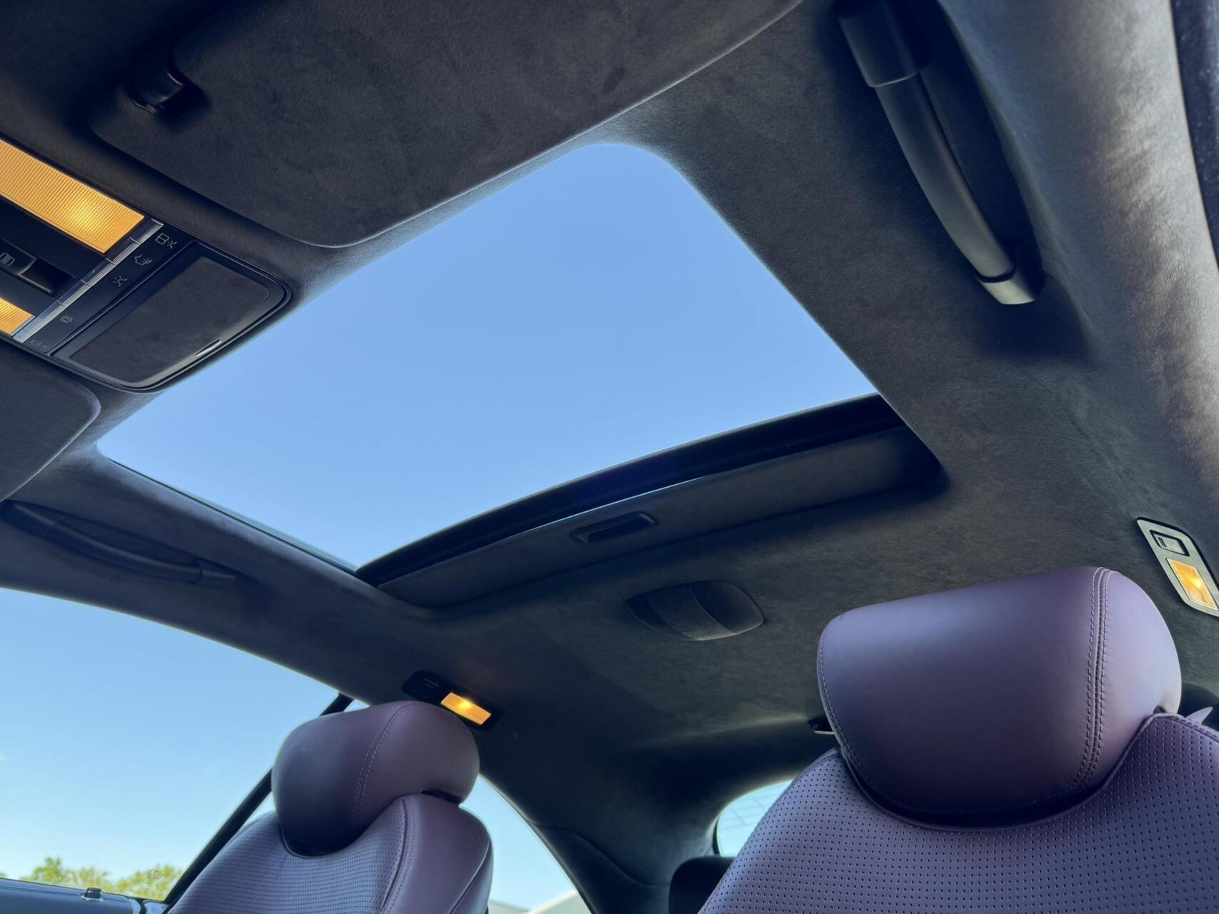 Foto van Mercedes-Benz CL 63 AMG