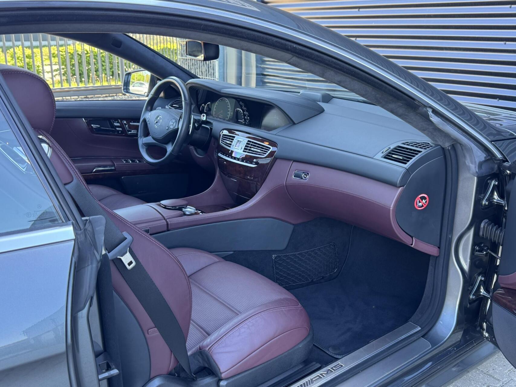 Foto van Mercedes-Benz CL 63 AMG