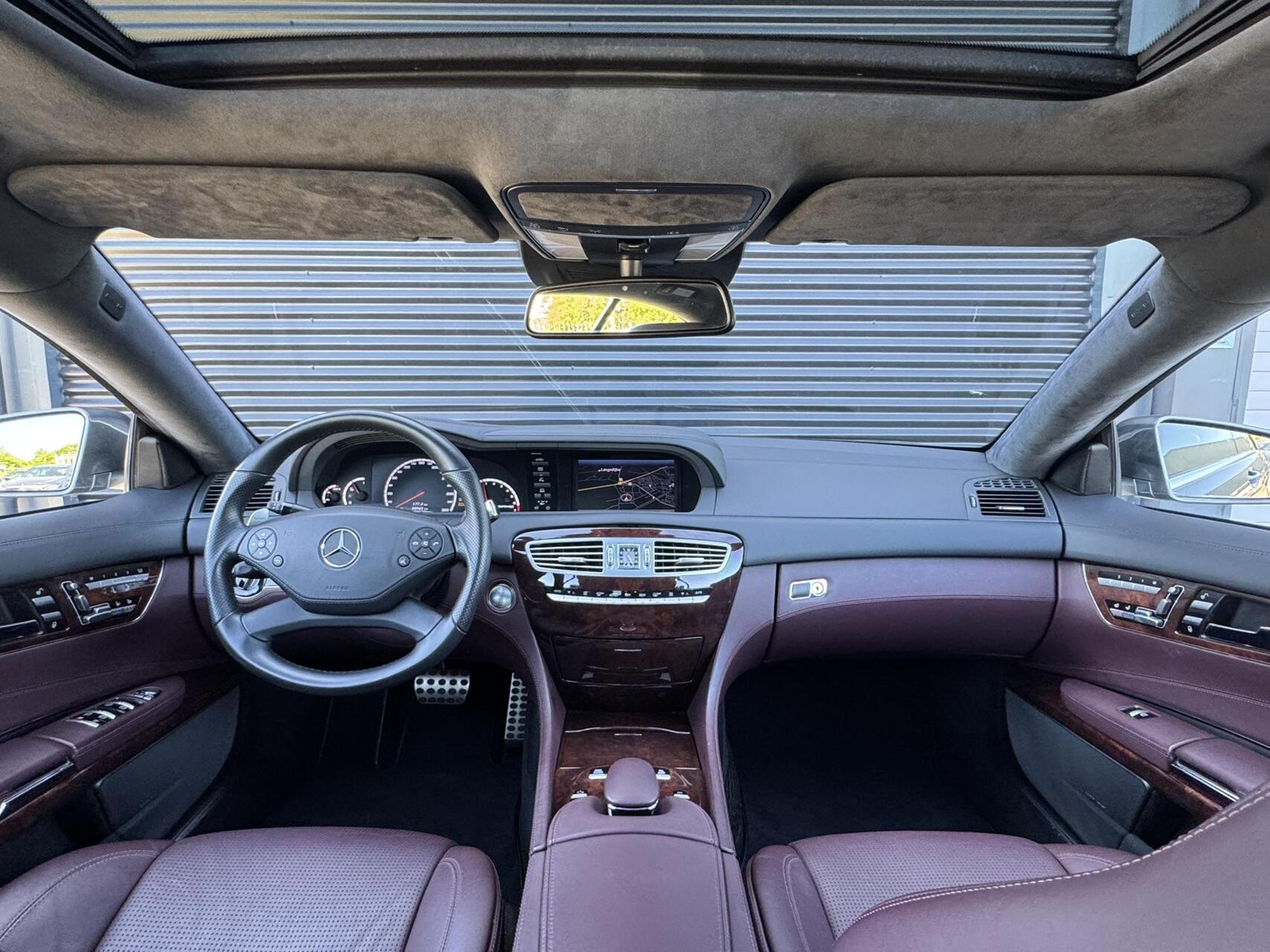 Foto van Mercedes-Benz CL 63 AMG