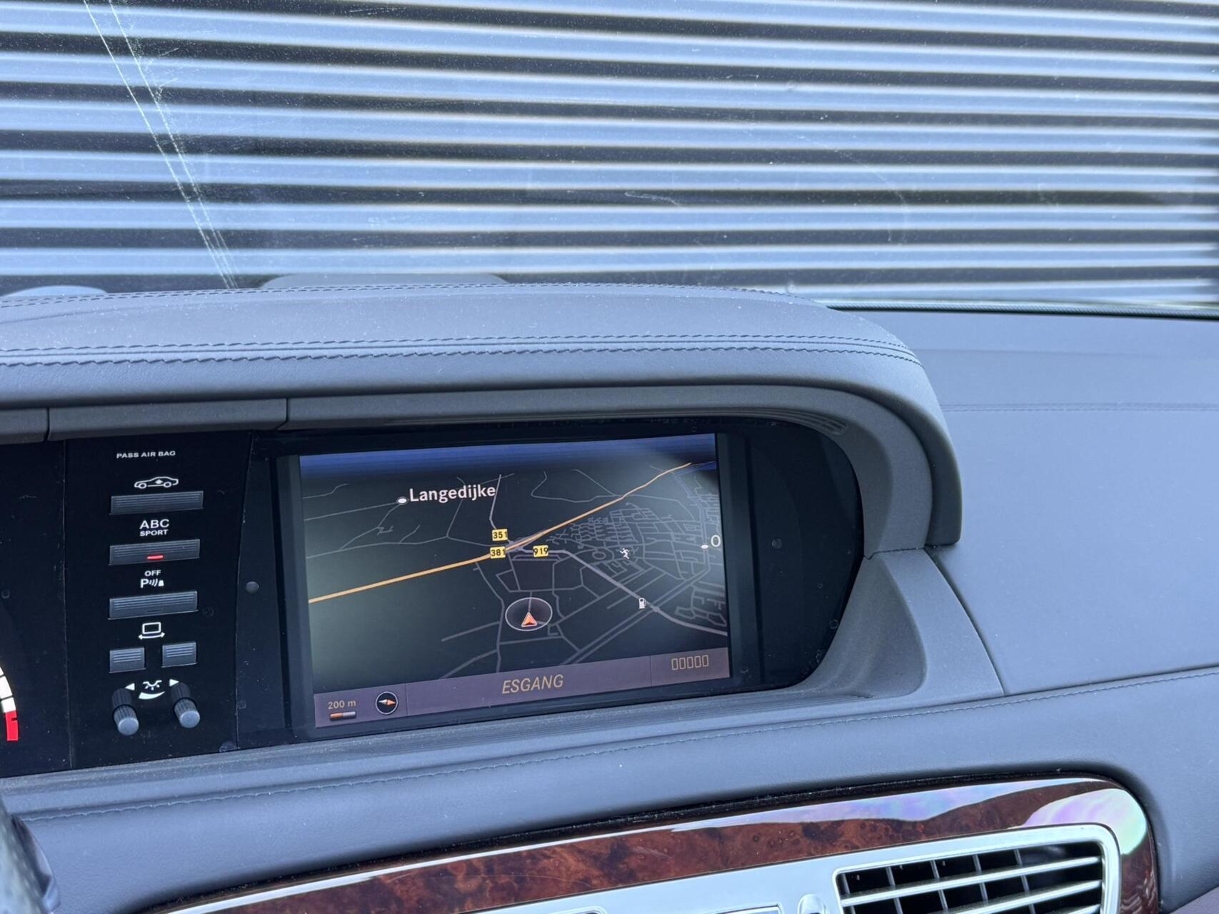 Foto van Mercedes-Benz CL 63 AMG