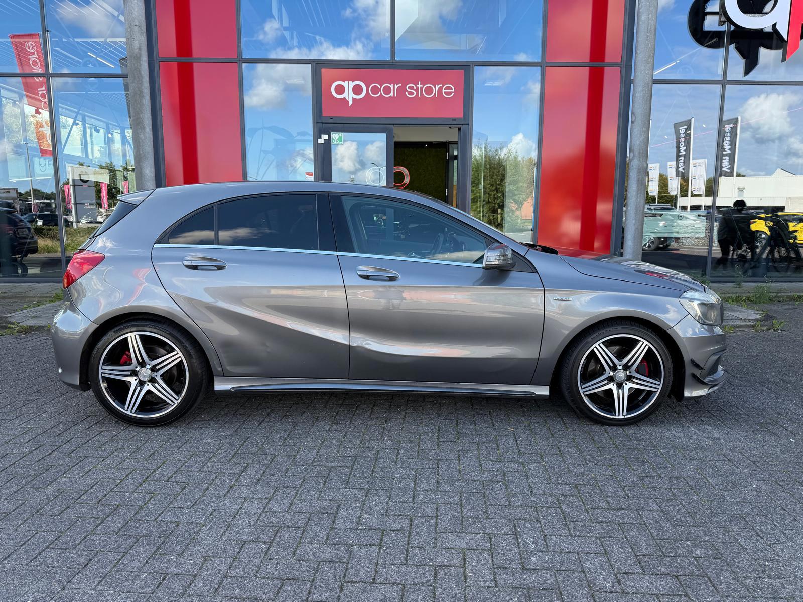 Foto van Mercedes-Benz A 250