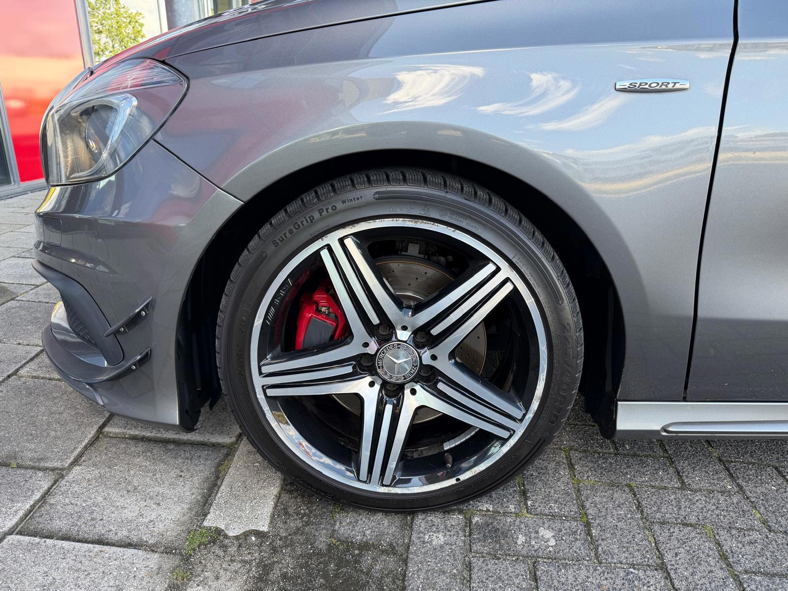 Foto van Mercedes-Benz A 250