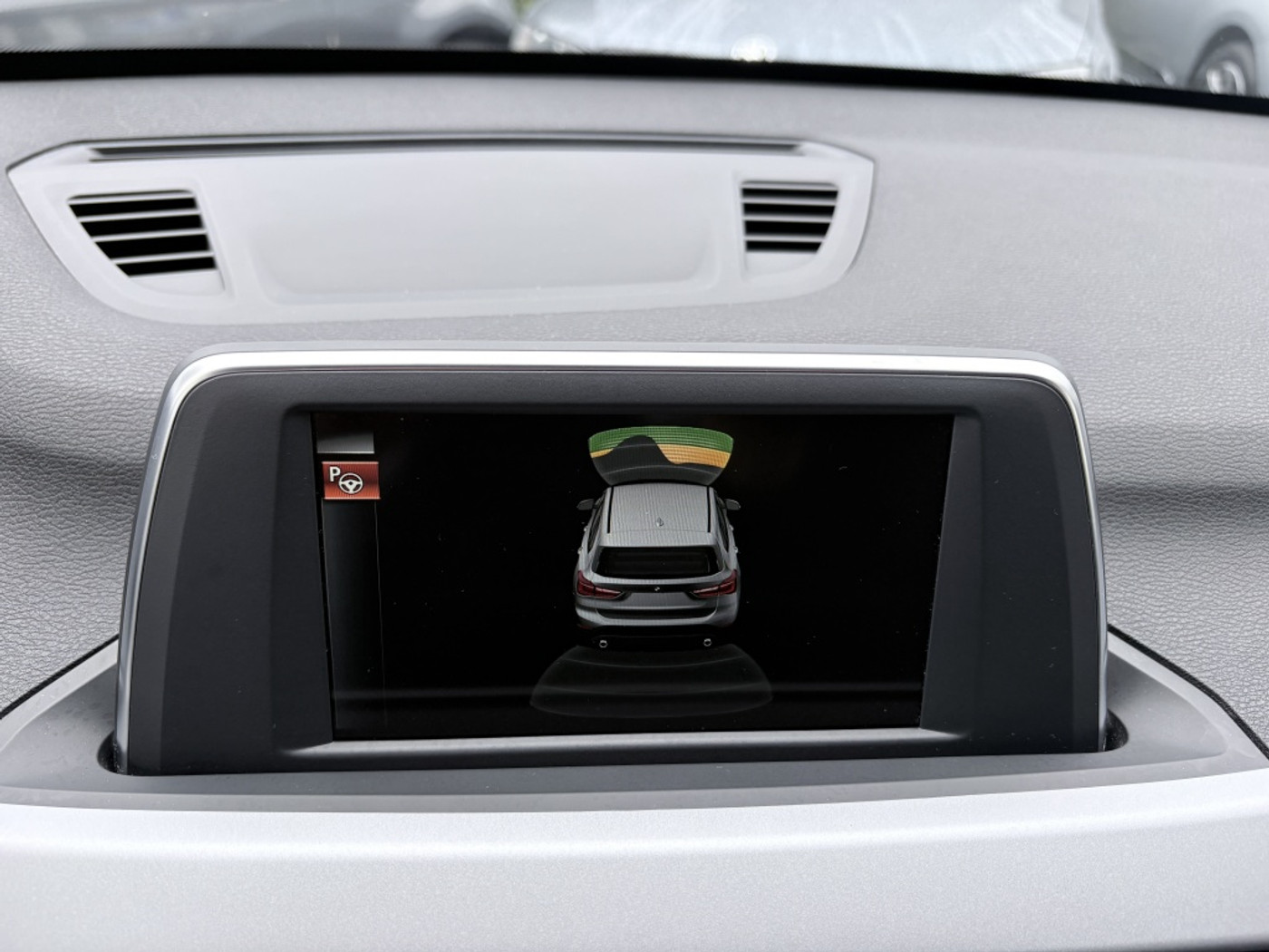 Foto van BMW X1 Sdrive18i