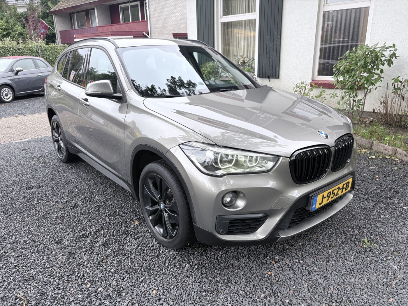 Foto van BMW X1 Sdrive18i