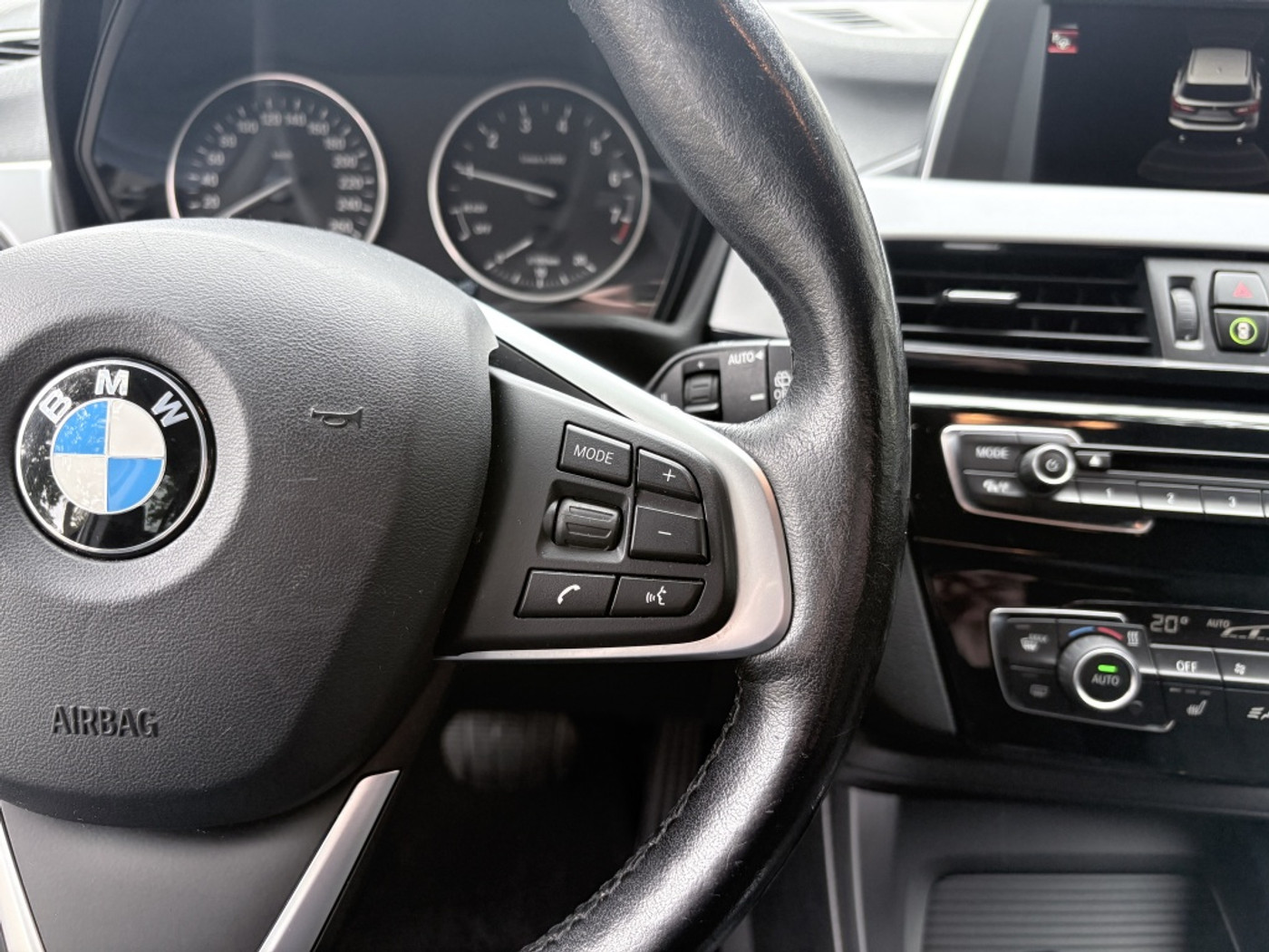 Foto van BMW X1 Sdrive18i