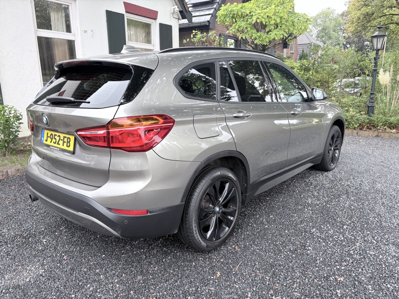 Foto van BMW X1 Sdrive18i