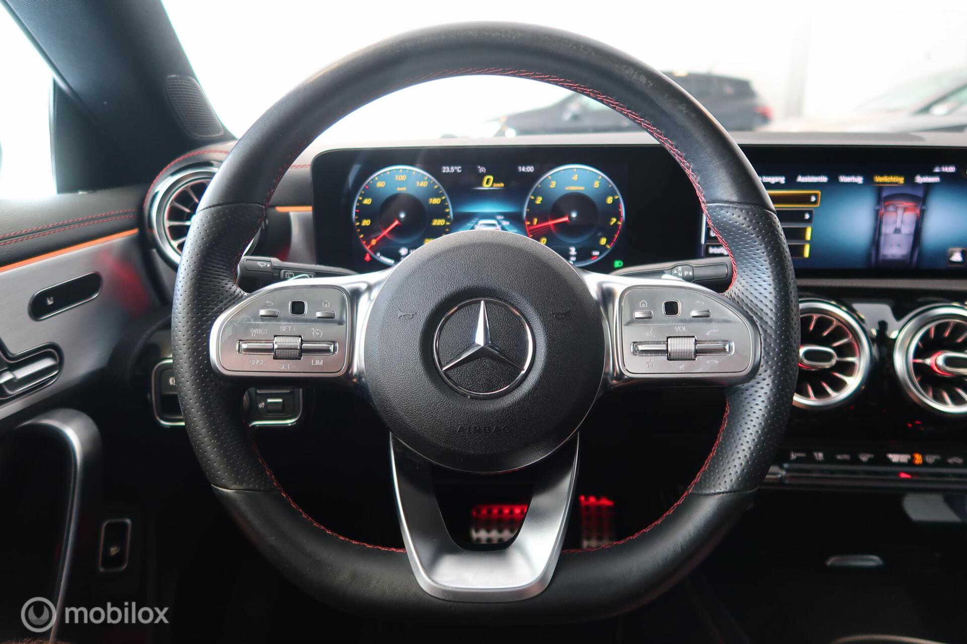 Foto van Mercedes-Benz Cla 180