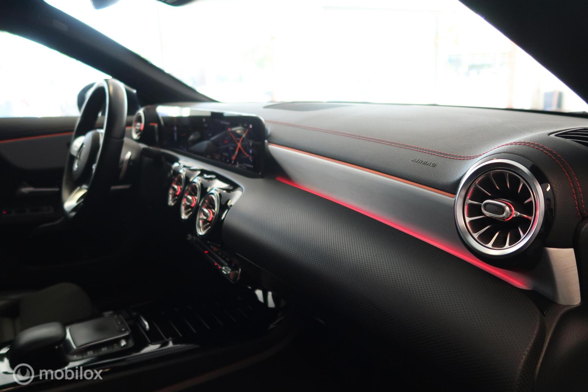 Foto van Mercedes-Benz Cla 180