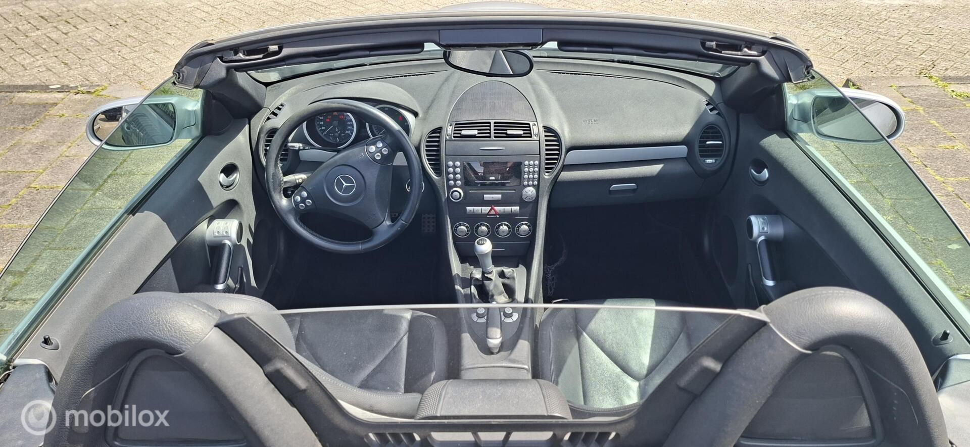 Foto van Mercedes-Benz SLK 200 Kompressor