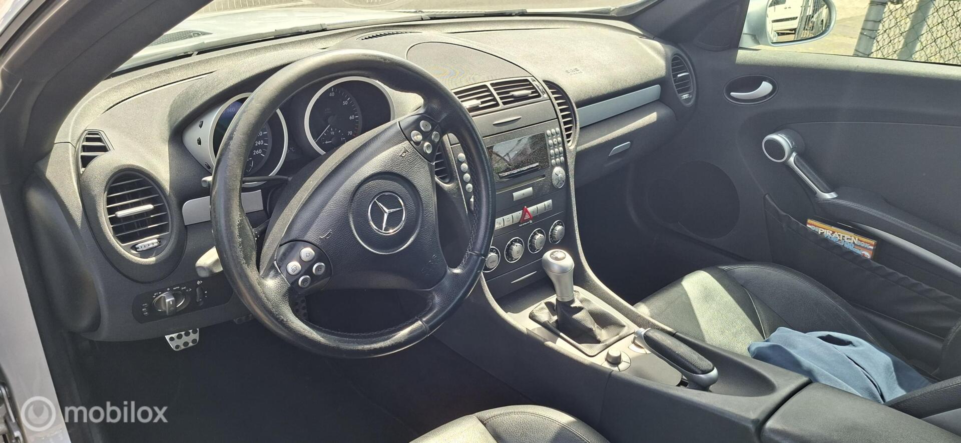 Foto van Mercedes-Benz SLK 200 Kompressor