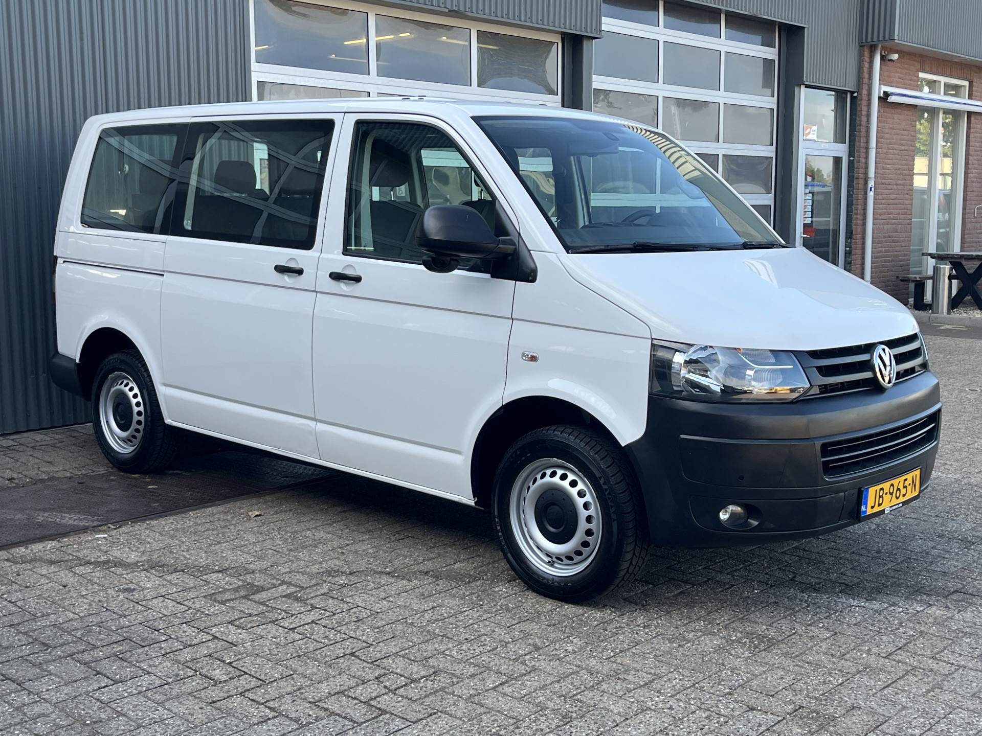 Volkswagen Kombi 2.0 TDI DSG 140pk L1H1 2016 - voorkant