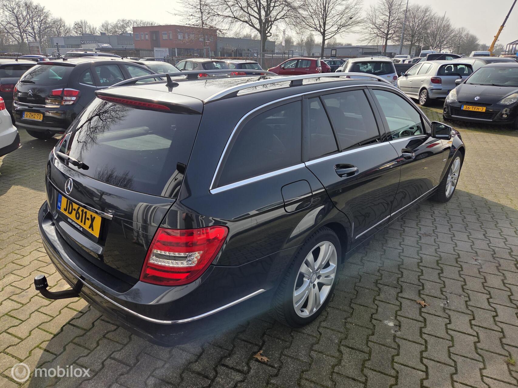 Foto van Mercedes-Benz C-klasse
