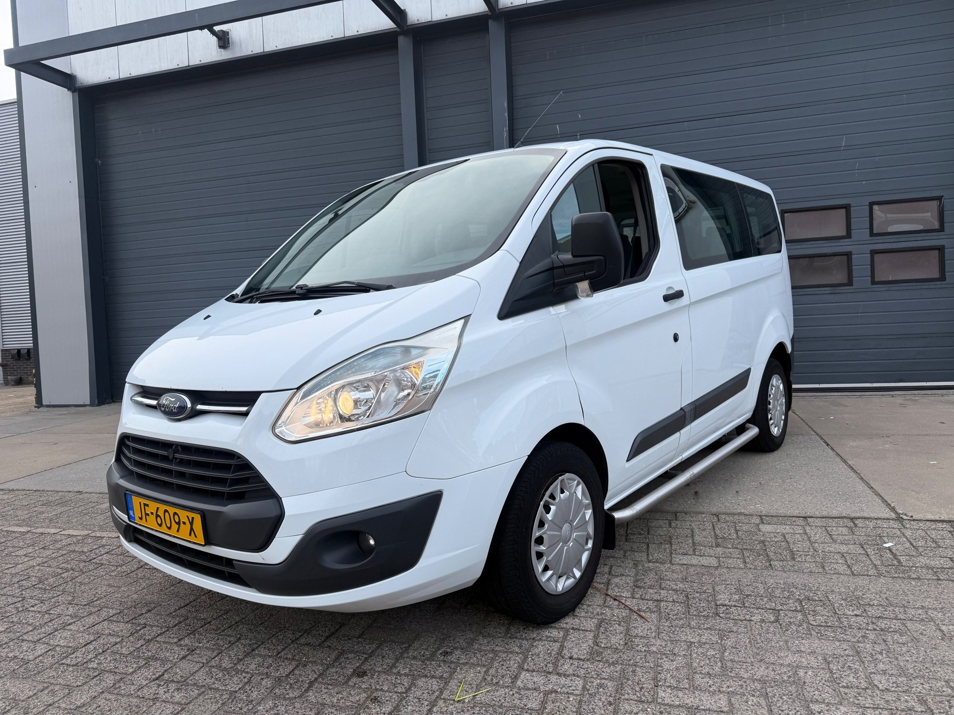 Ford Transit Custom 300 2.2 TDCI L1H1 Trend 2016 - voorkant